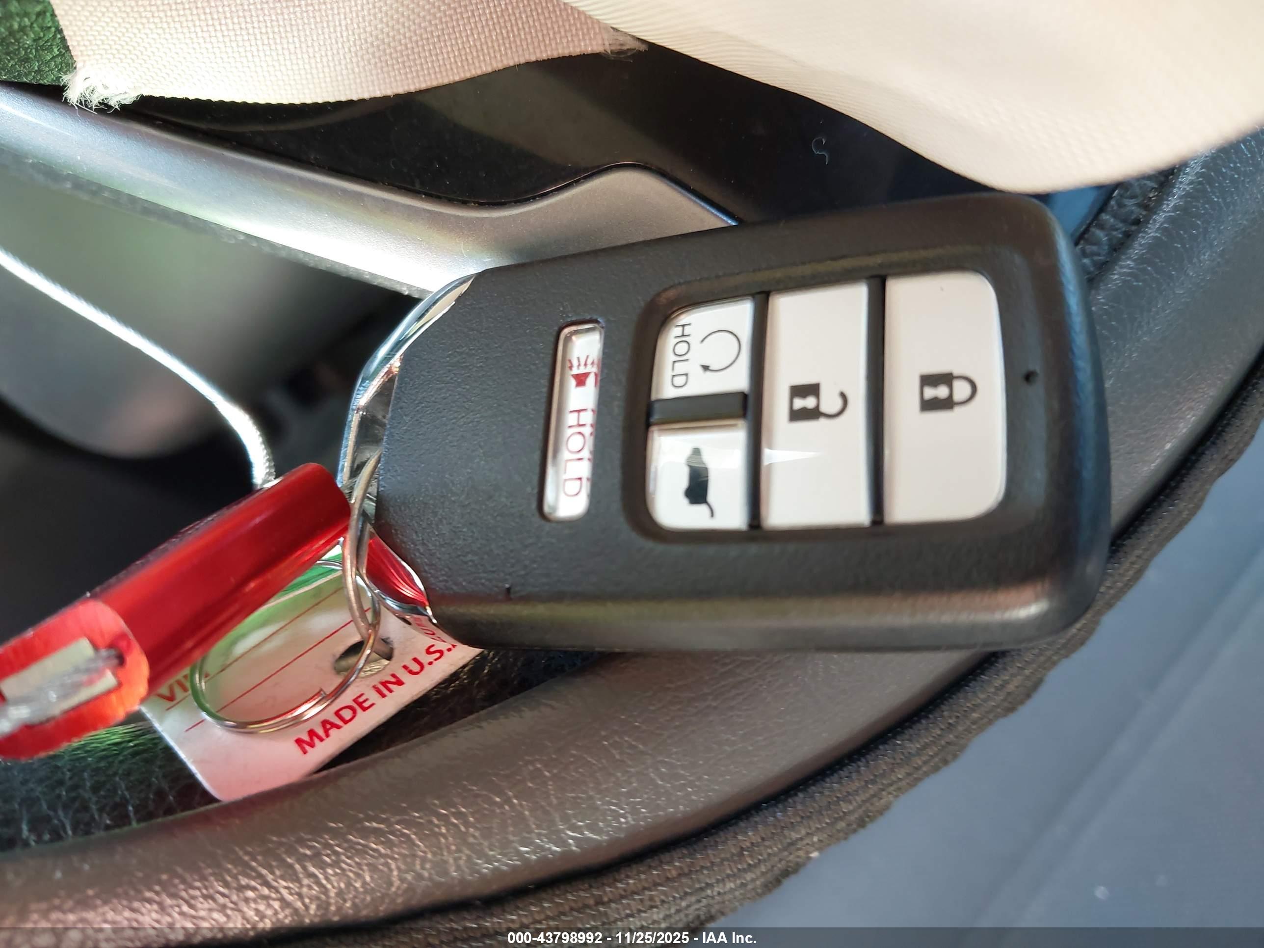 HONDA CR-V image 11