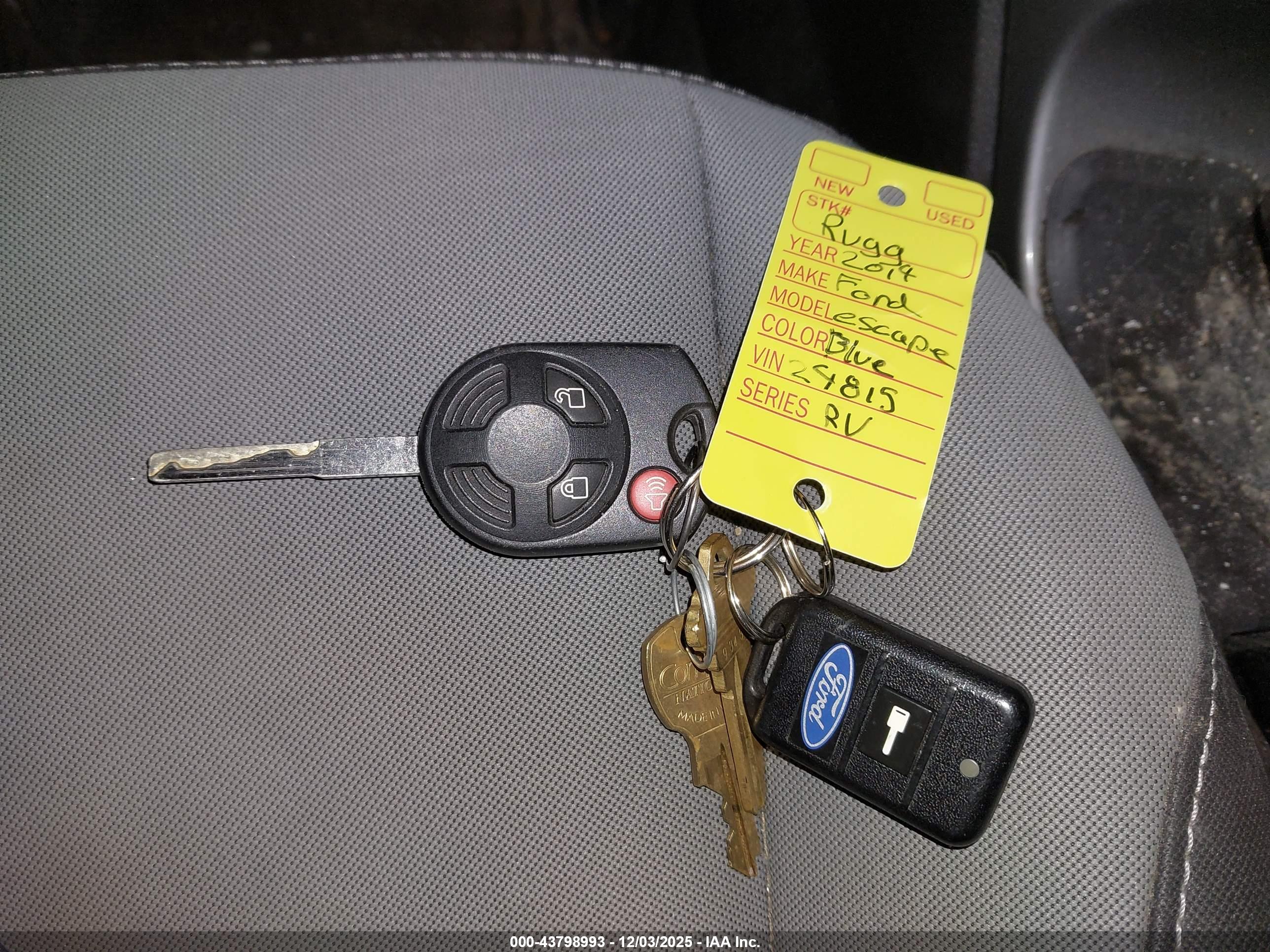 FORD ESCAPE image 11