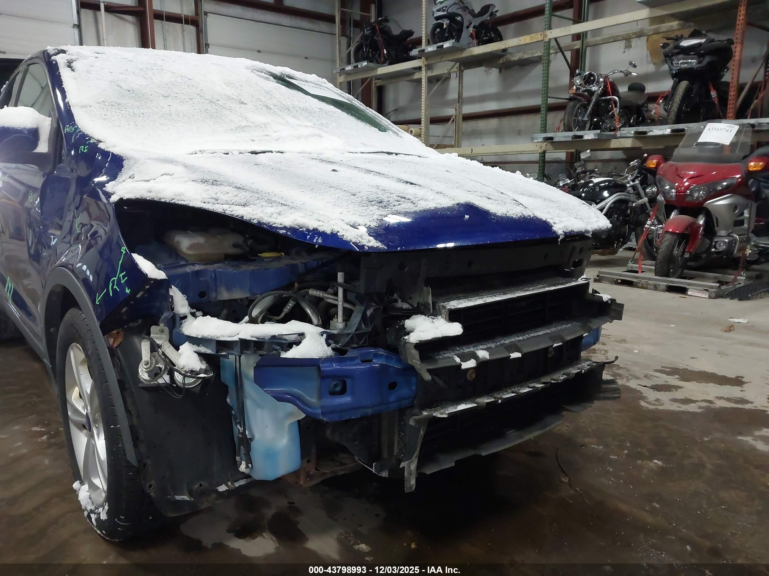 FORD ESCAPE image 6