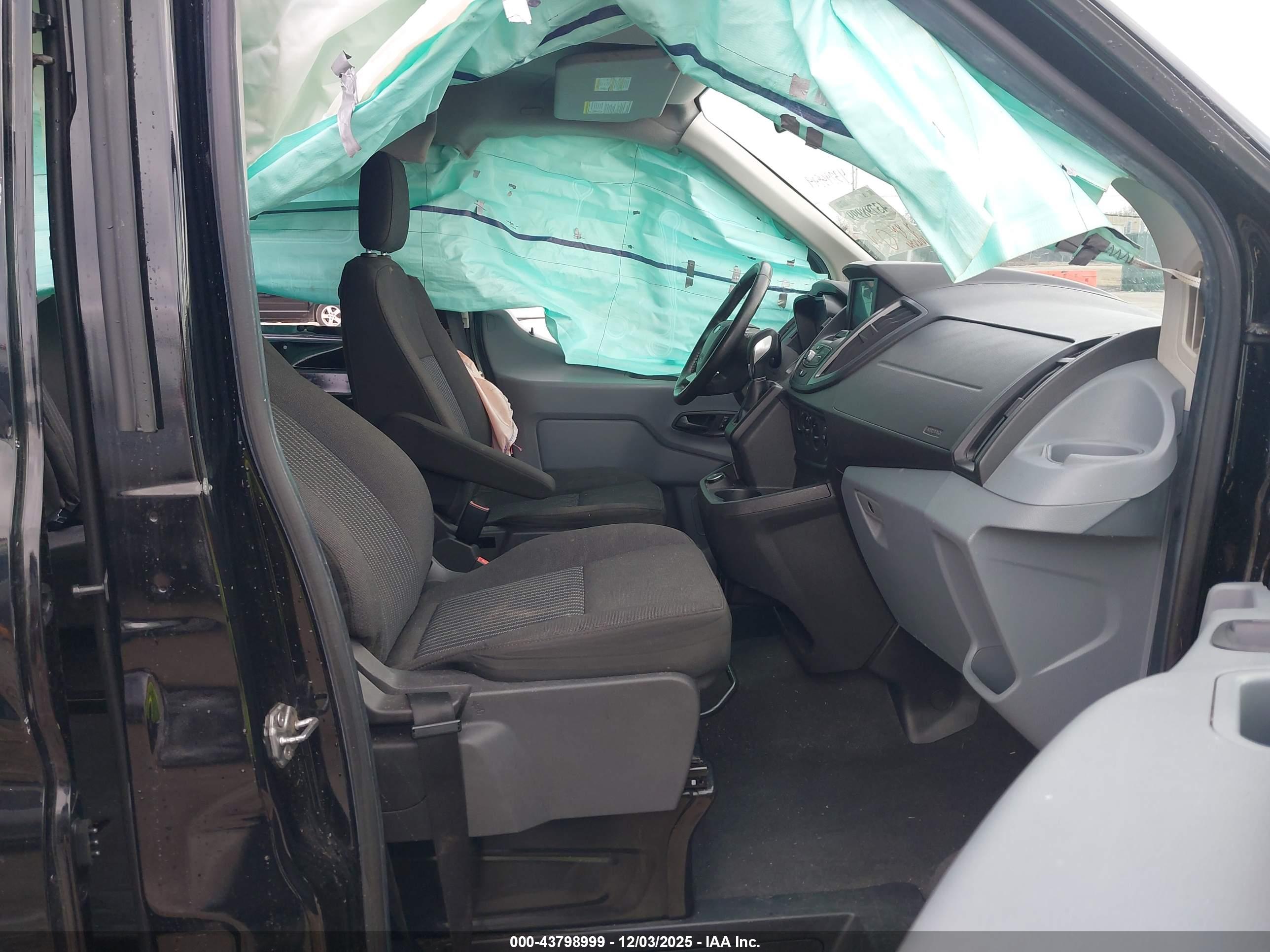 FORD TRANSIT-350 image 5