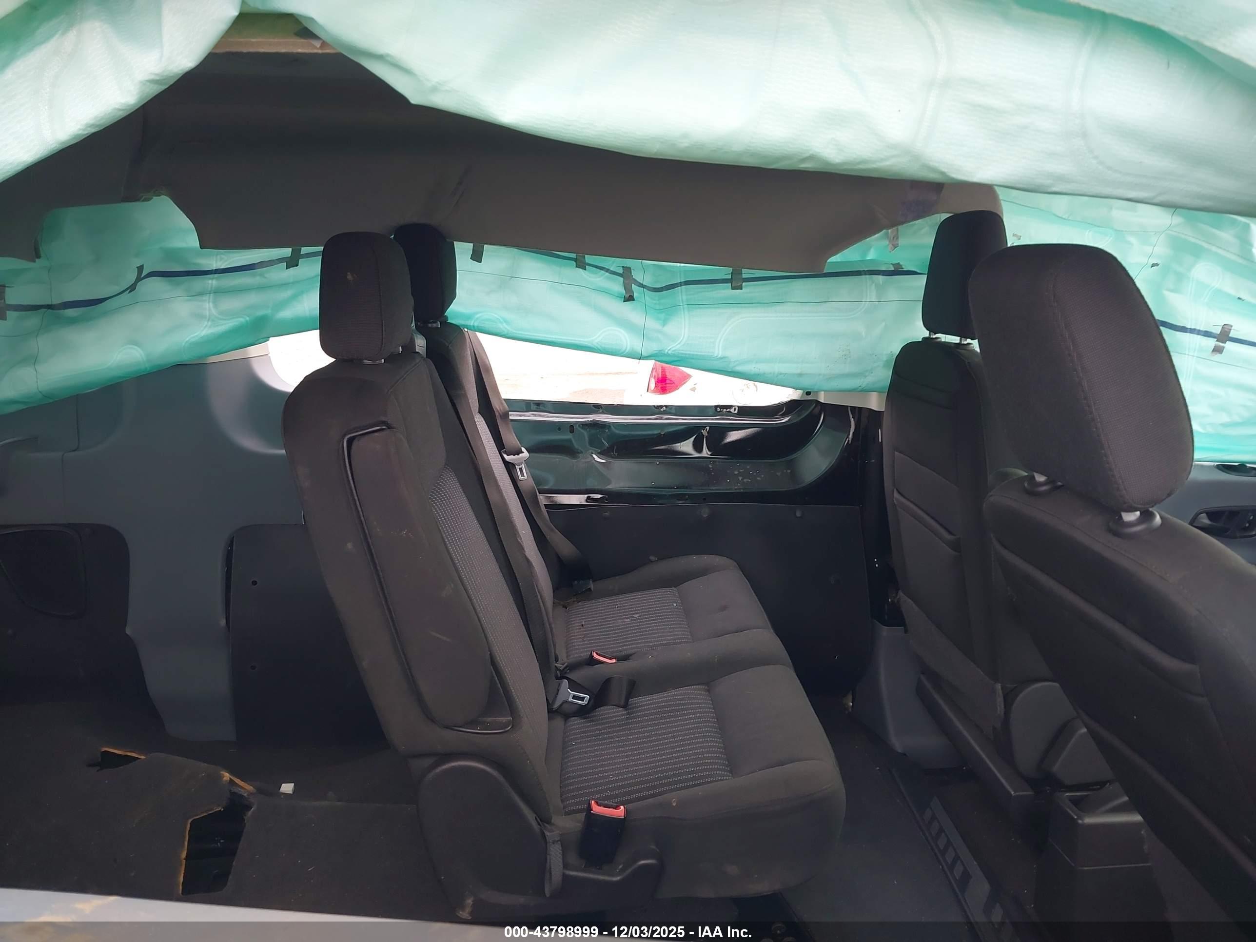 FORD TRANSIT-350 image 8
