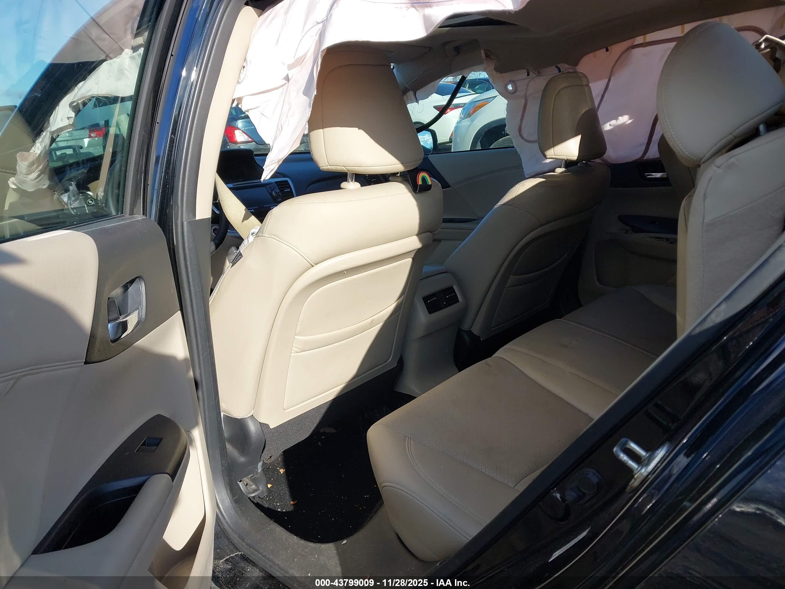HONDA ACCORD image 8