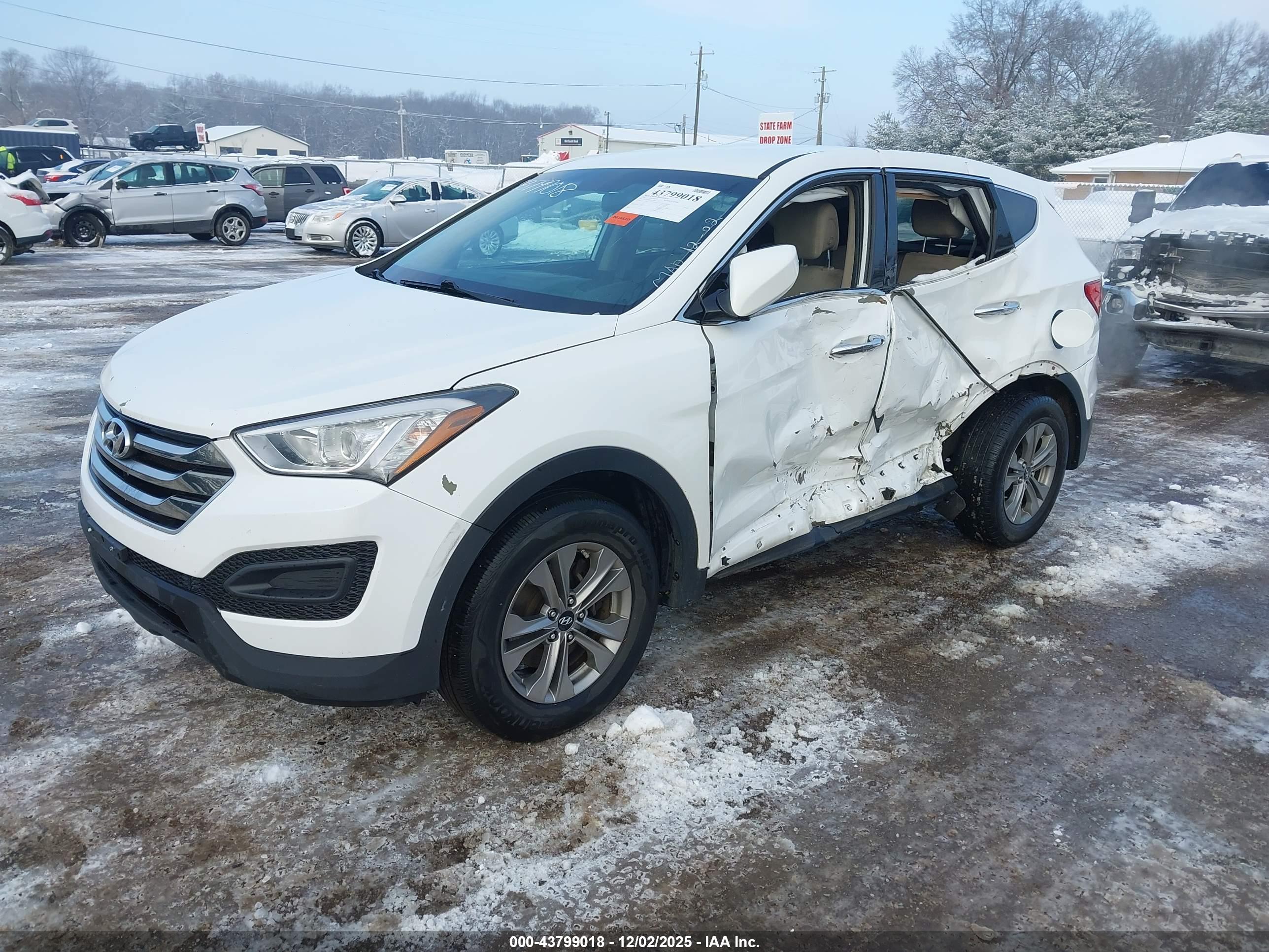 HYUNDAI SANTA image 2