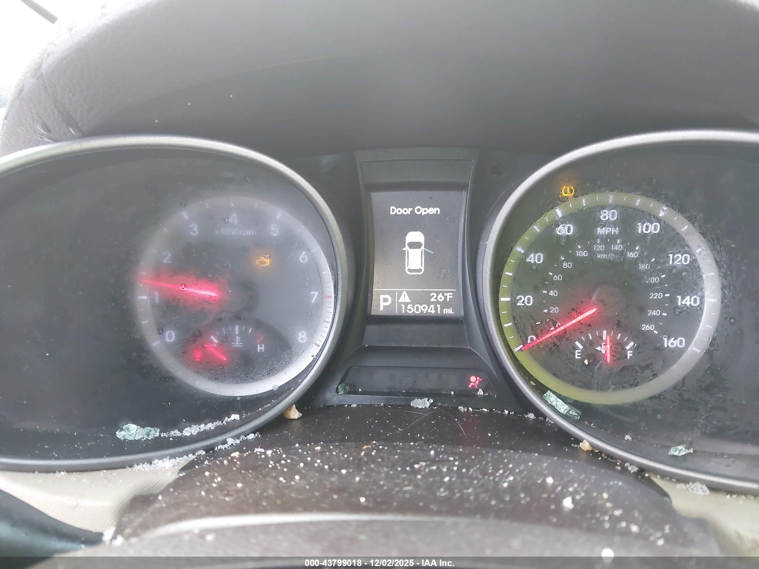 HYUNDAI SANTA image 7