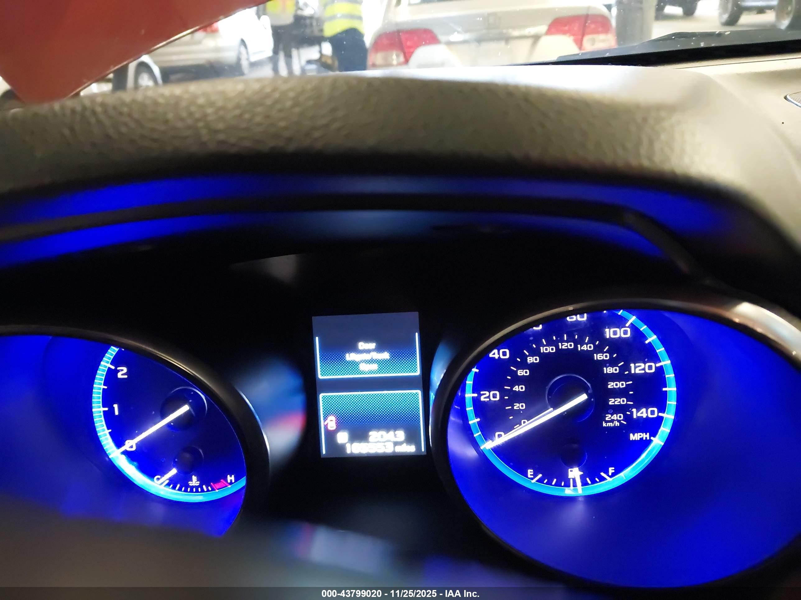SUBARU OUTBACK image 7