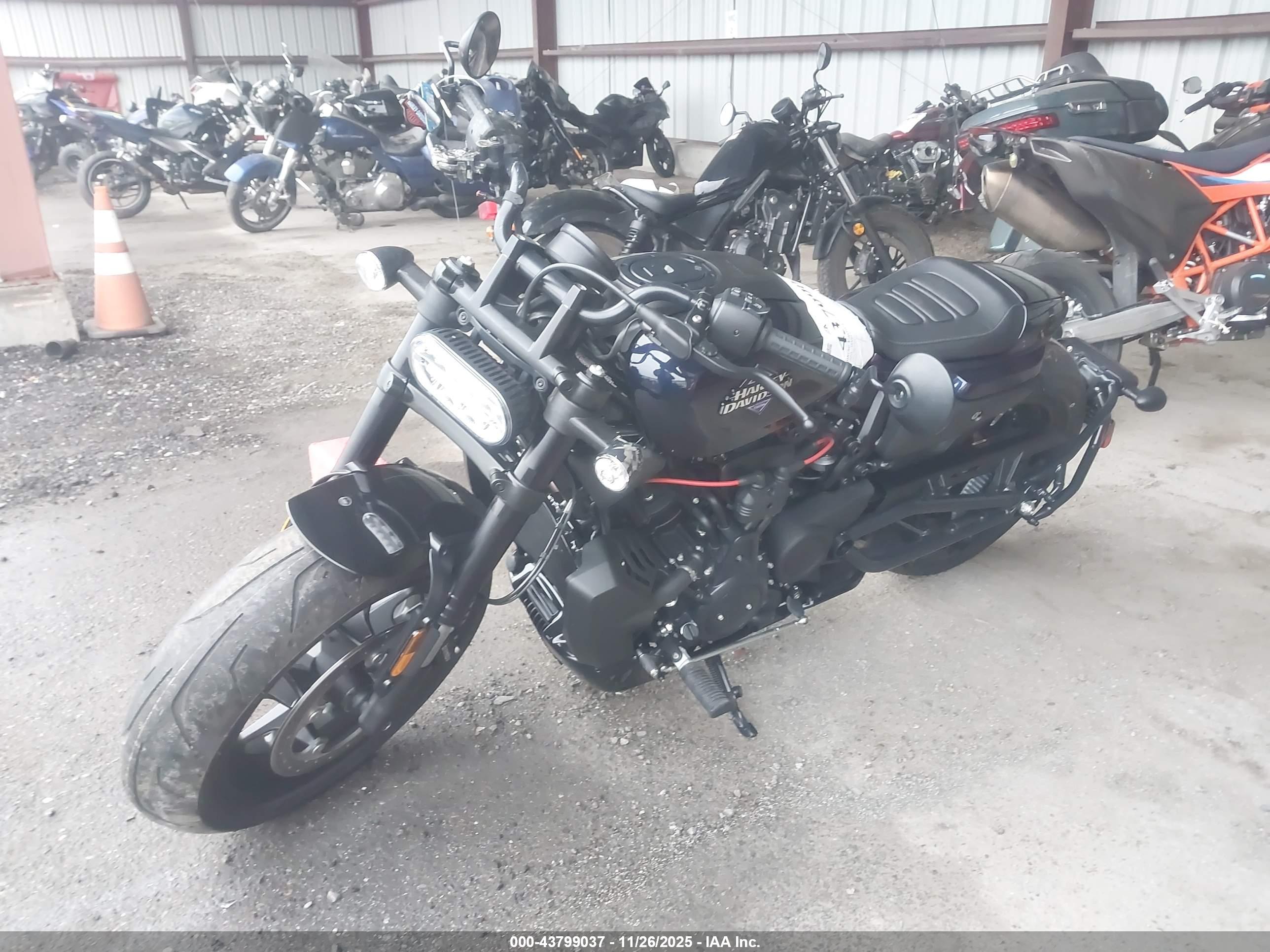 HARLEY-DAVIDSON RH1250 image 2