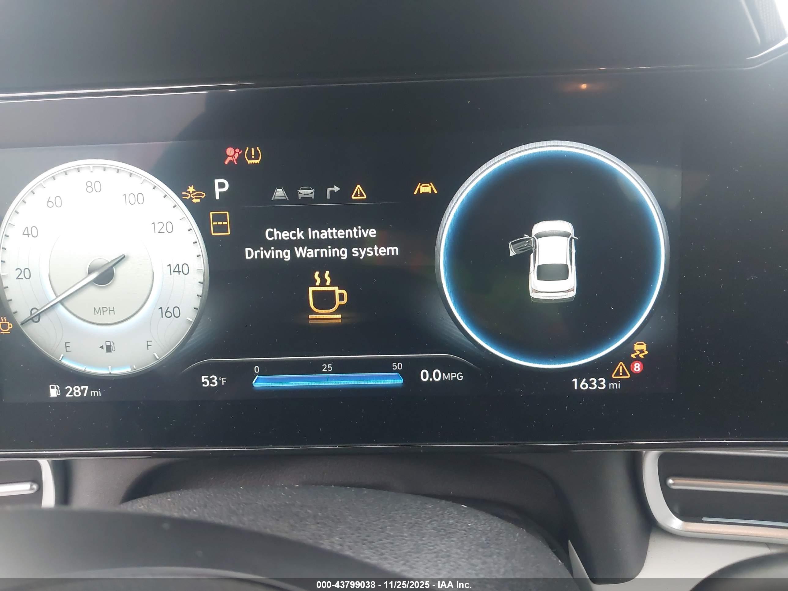 HYUNDAI ELANTRA image 7