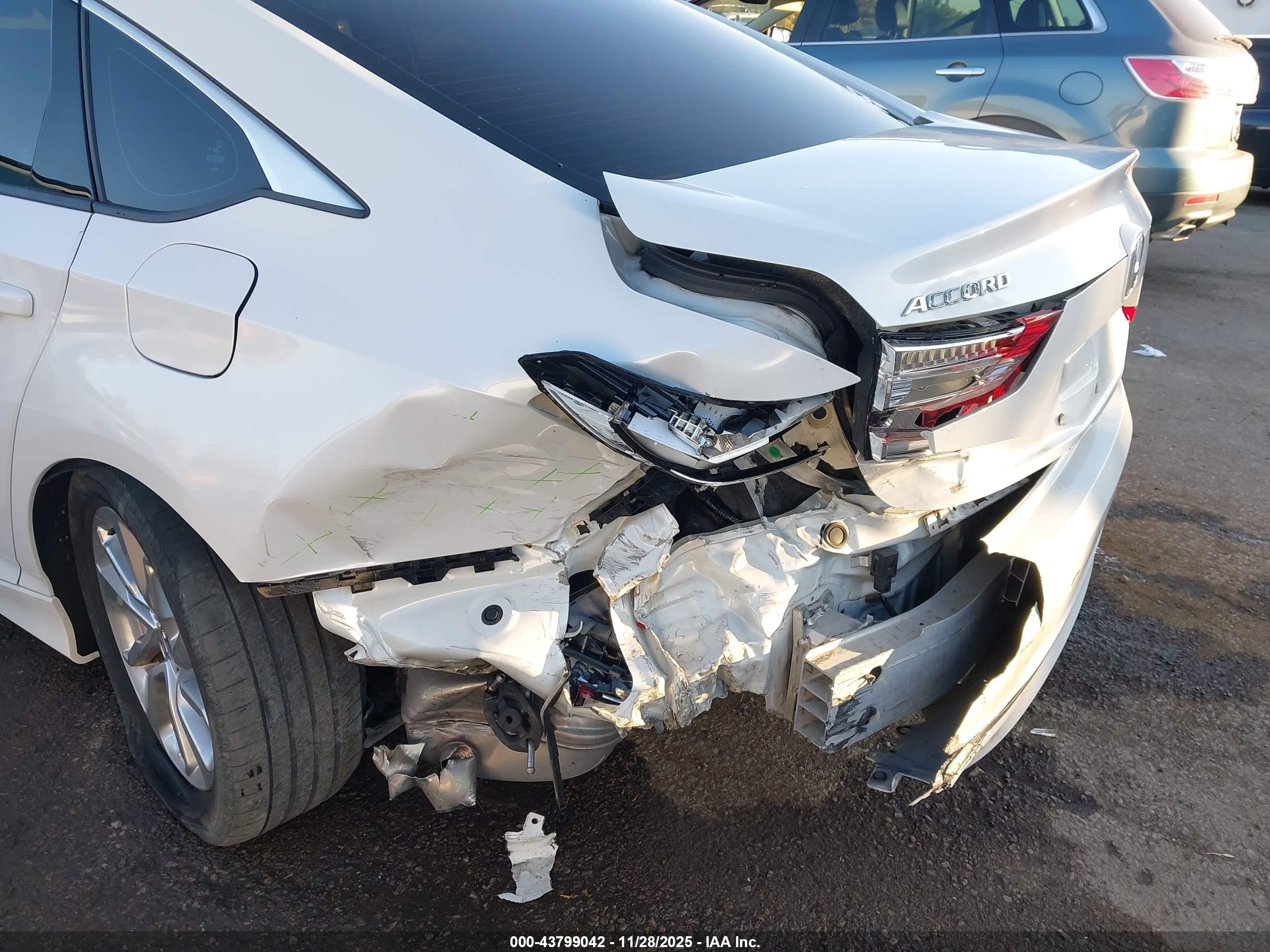 HONDA ACCORD image 6
