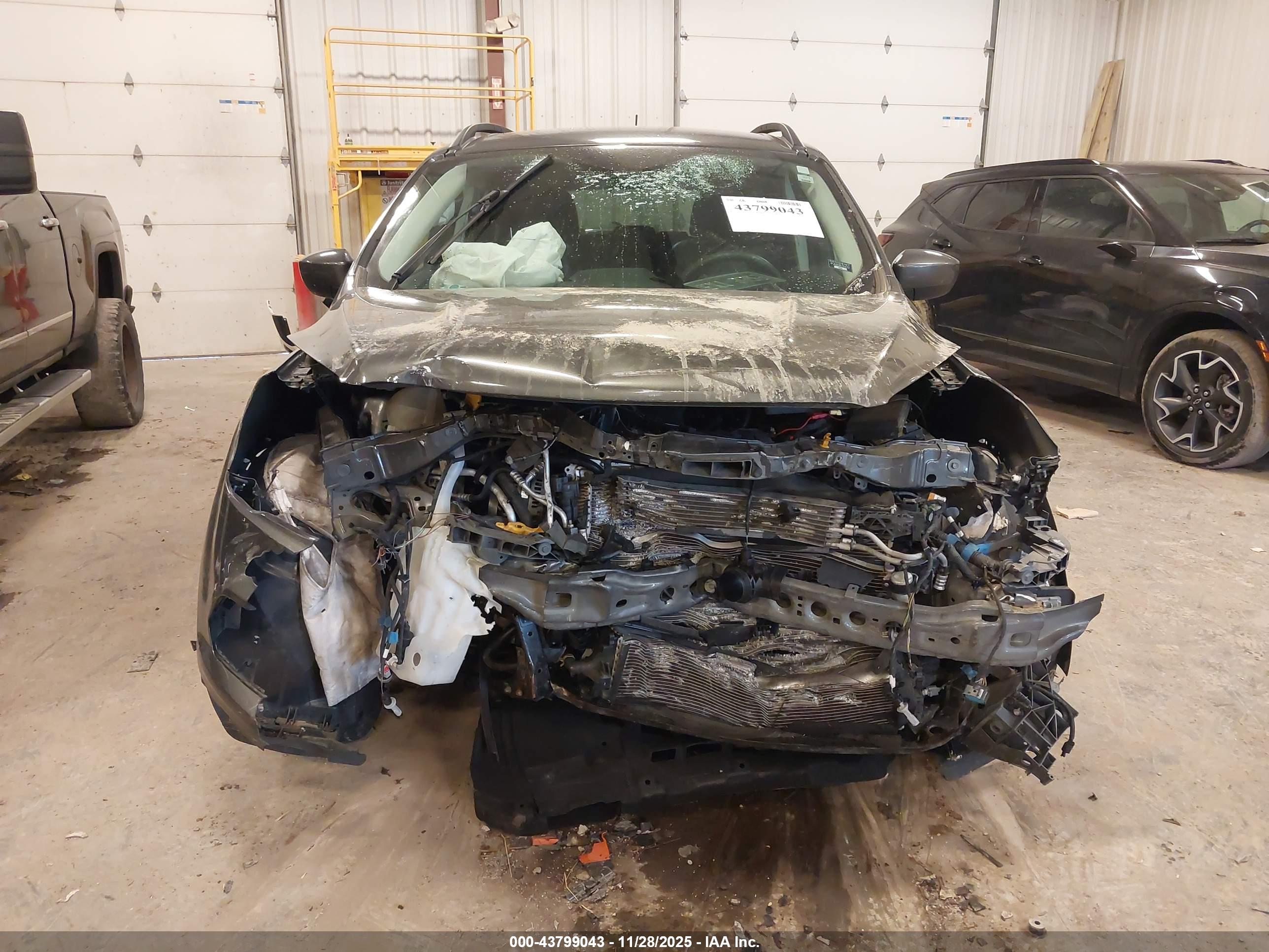 FORD ESCAPE image 6
