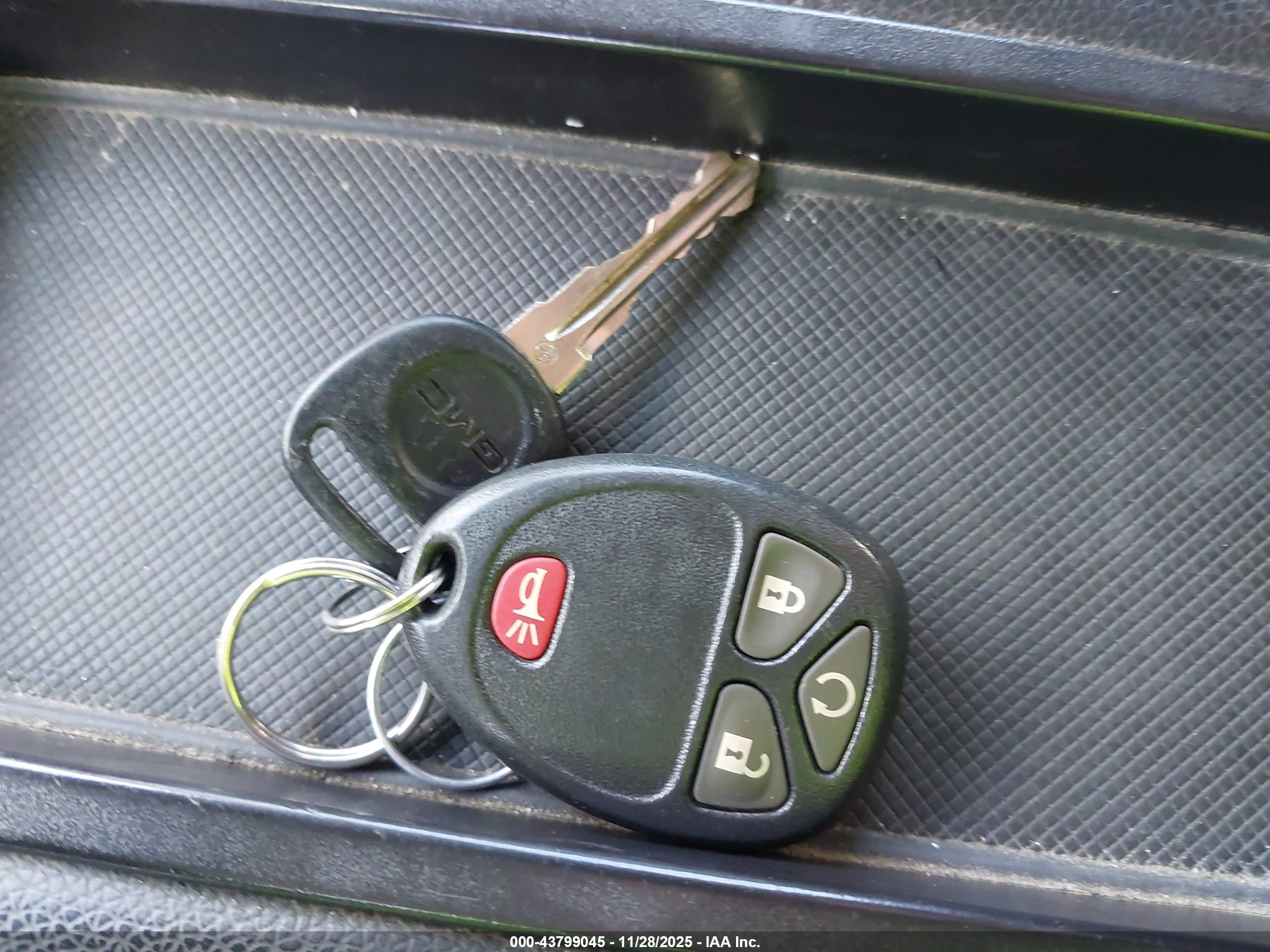 GMC SIERRA image 11