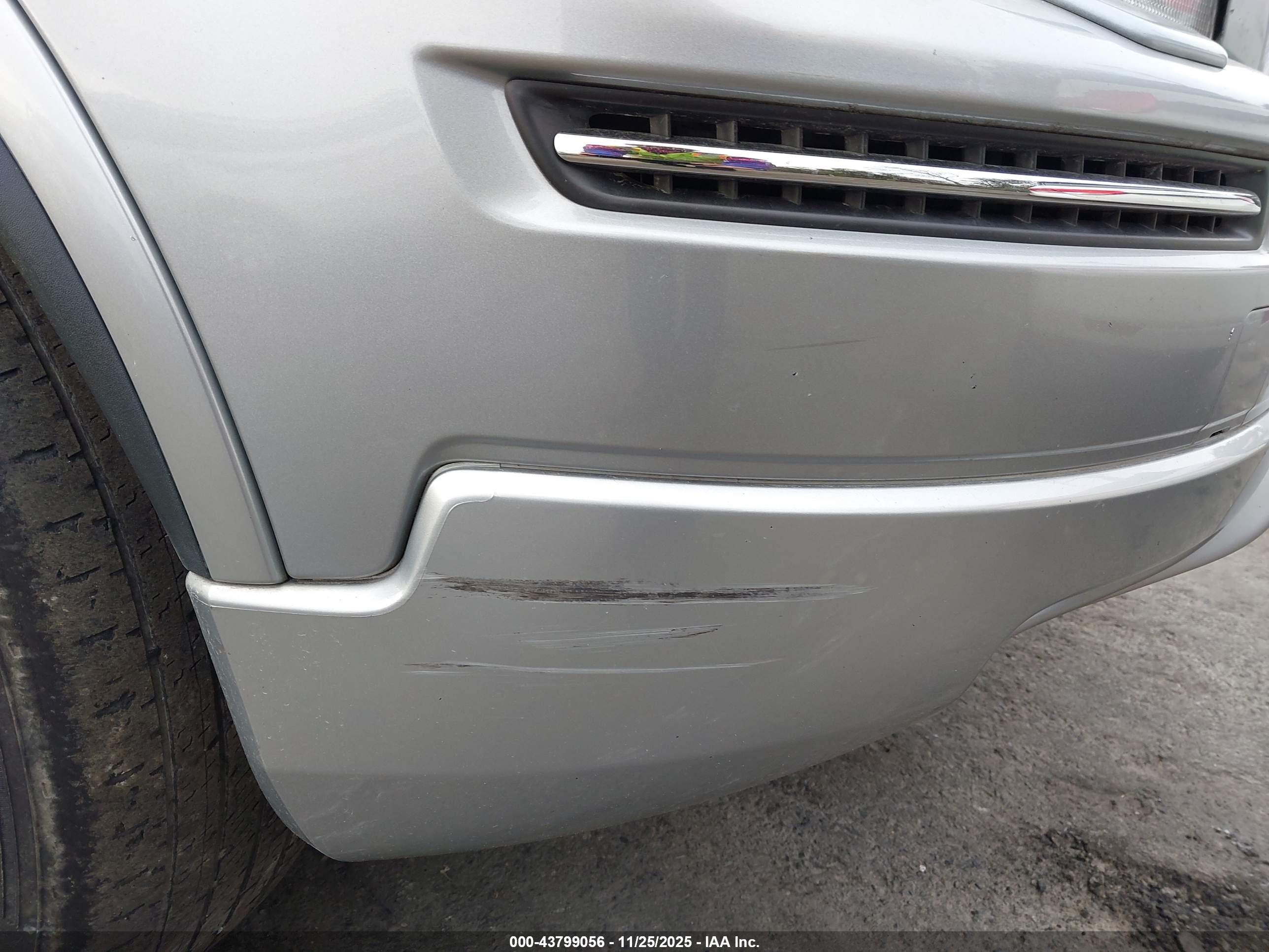 VOLVO XC90 image 6