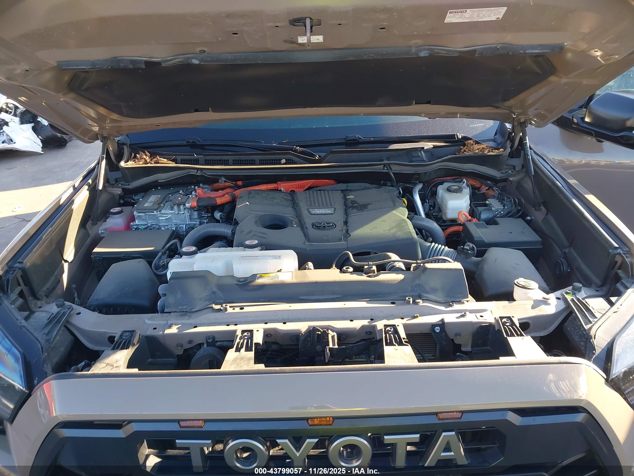 TOYOTA SEQUOIA image 10
