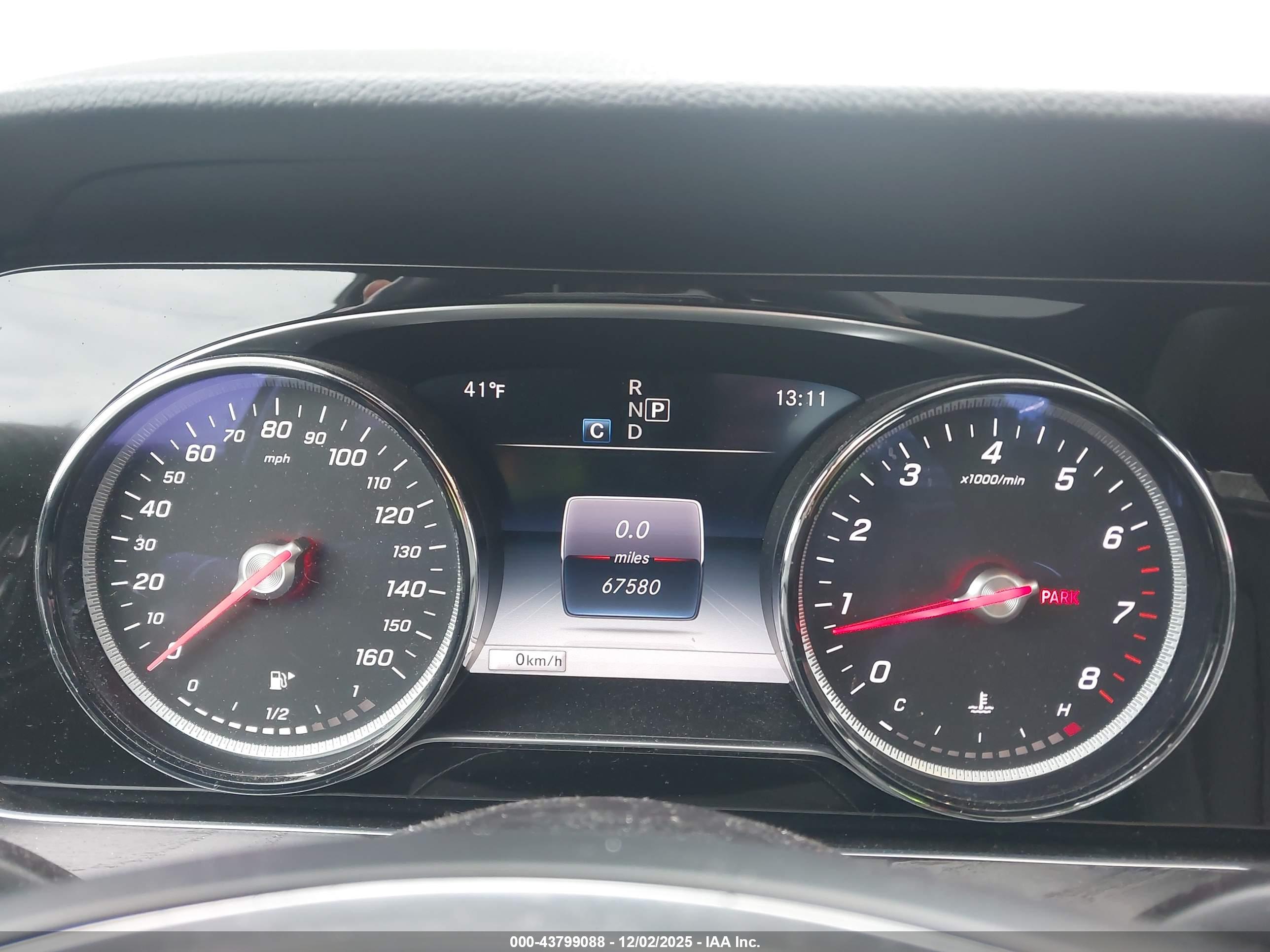 MERCEDES-BENZ E image 7