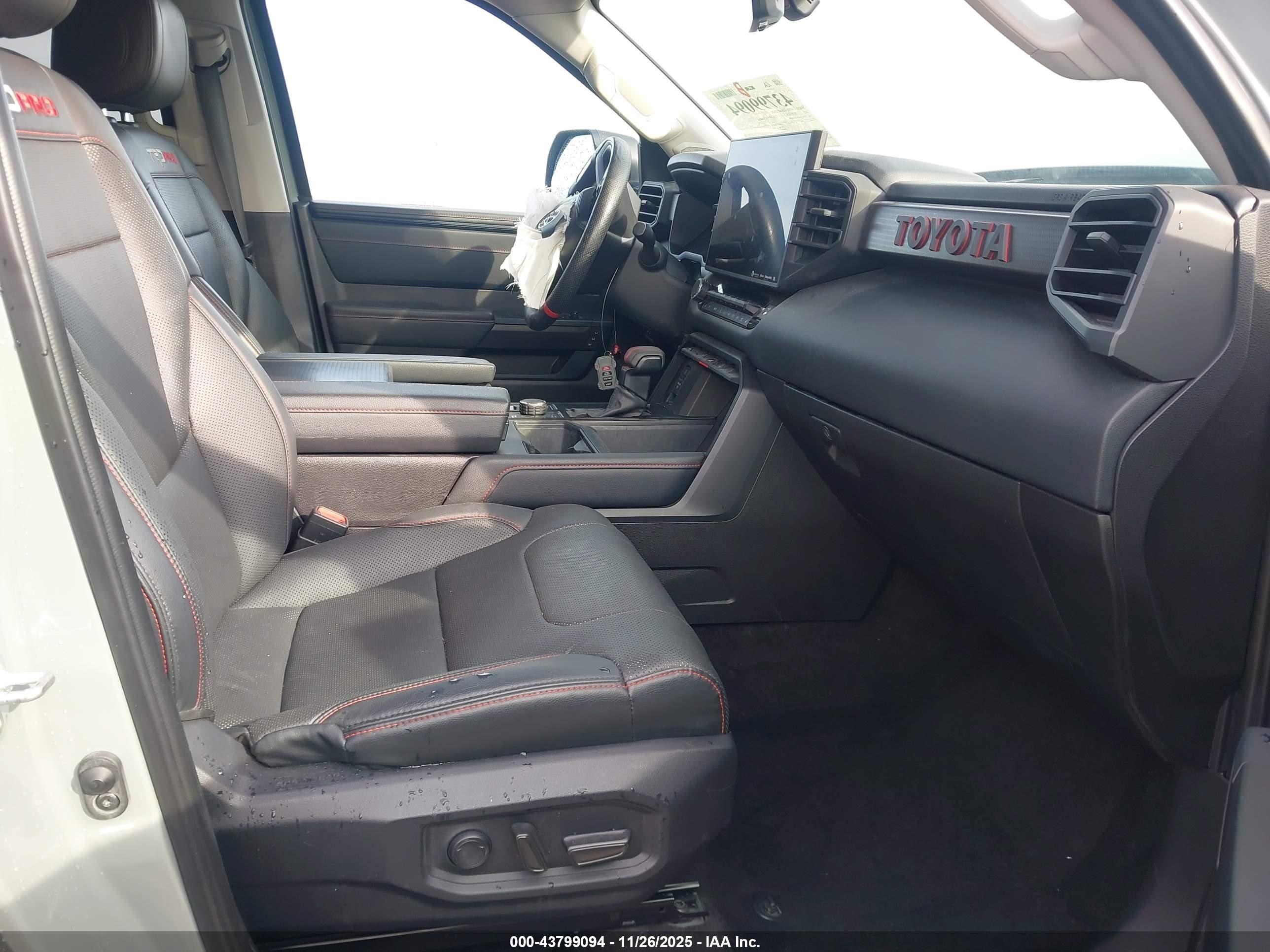 TOYOTA TUNDRA image 5