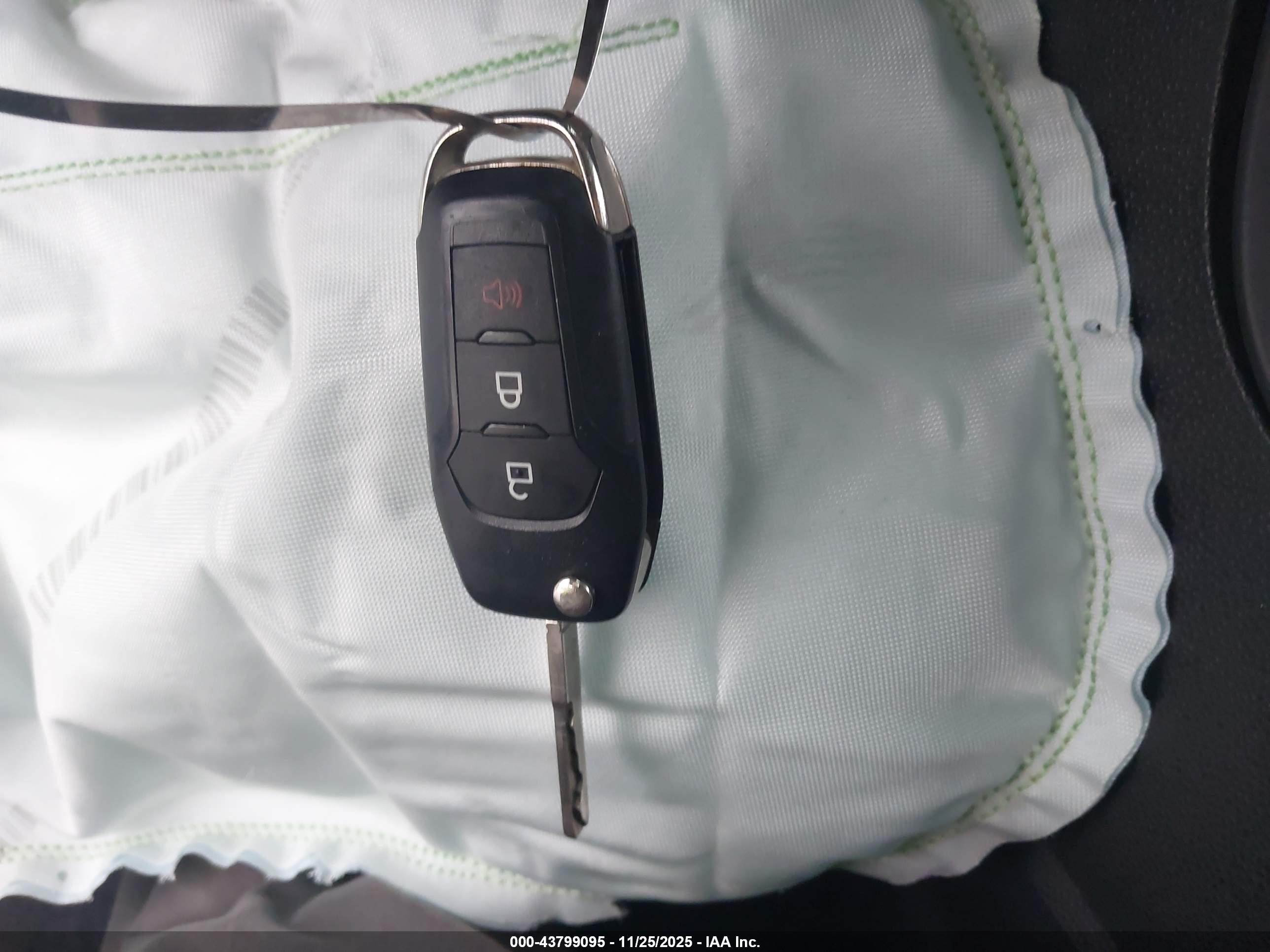FORD ECOSPORT image 11