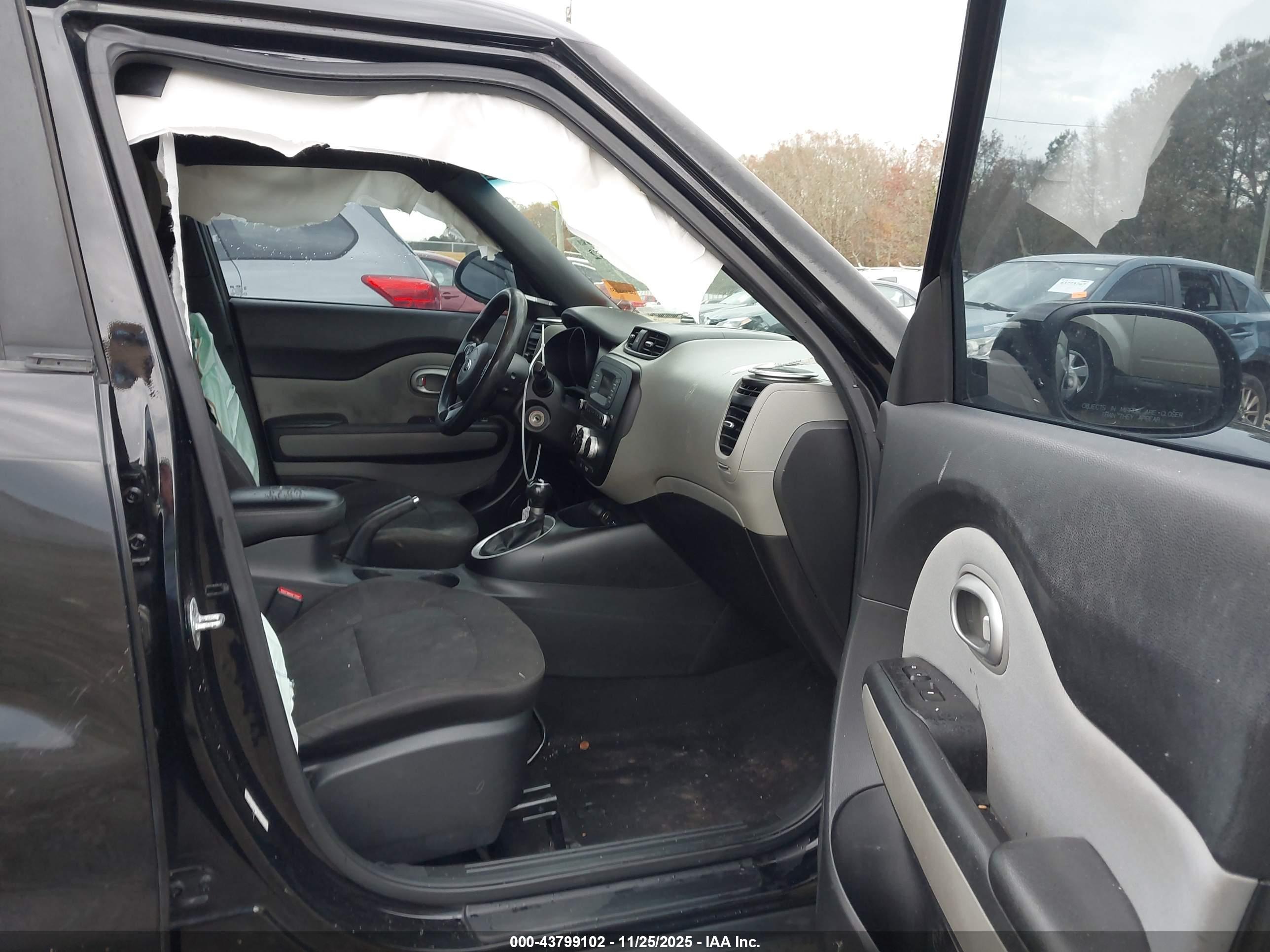 KIA SOUL image 5