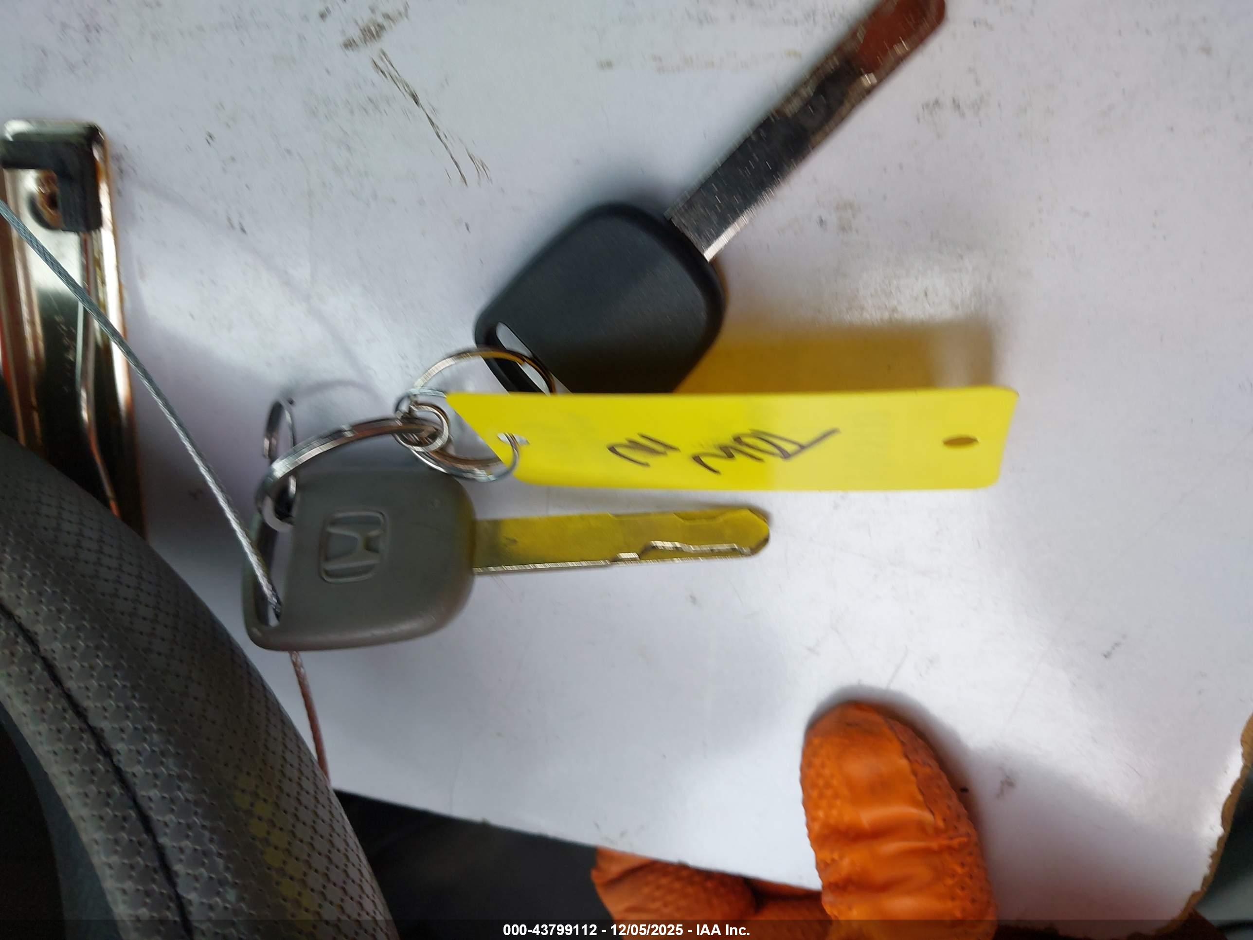 HONDA CIVIC image 11