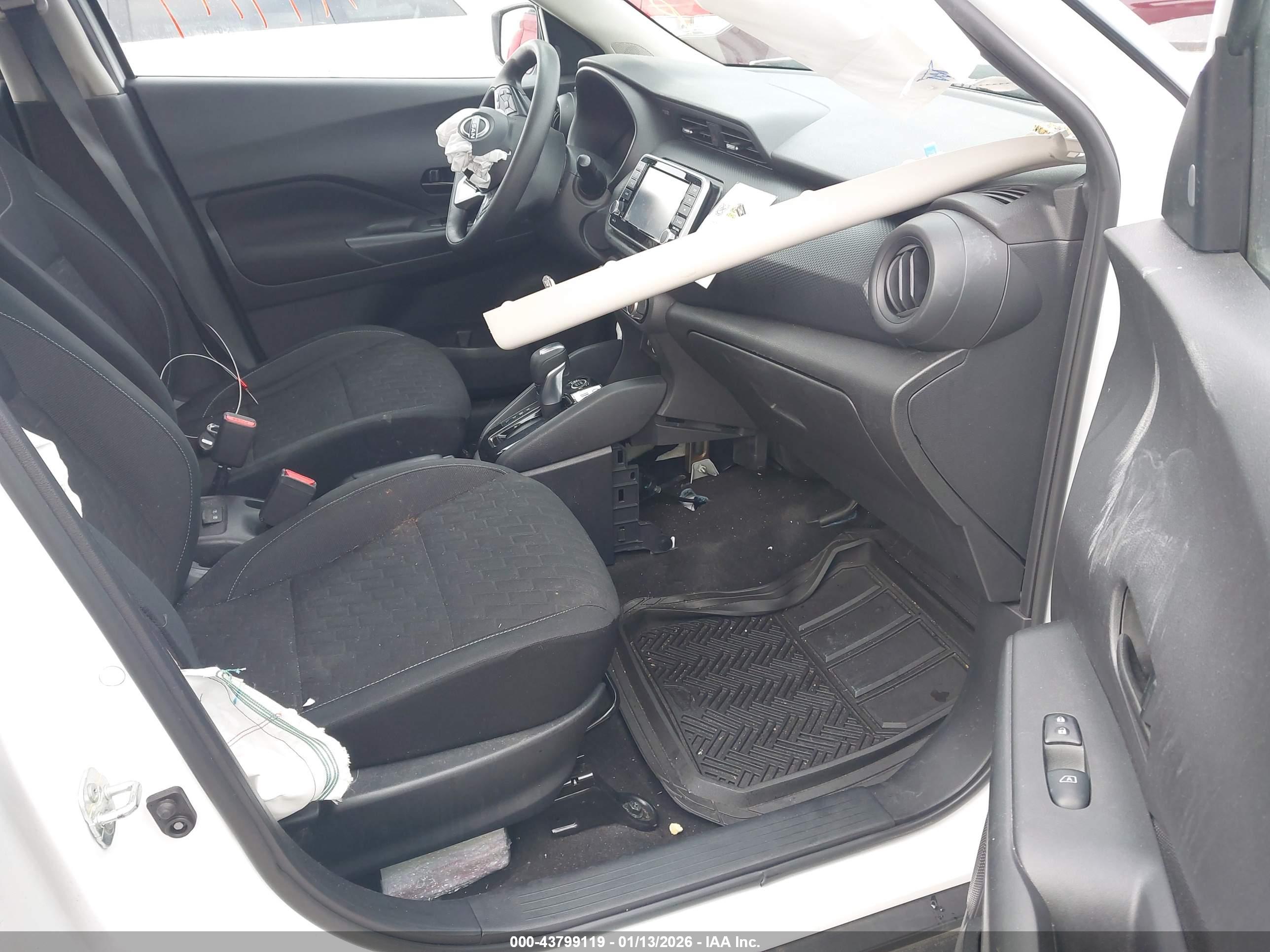 NISSAN KICKS image 5