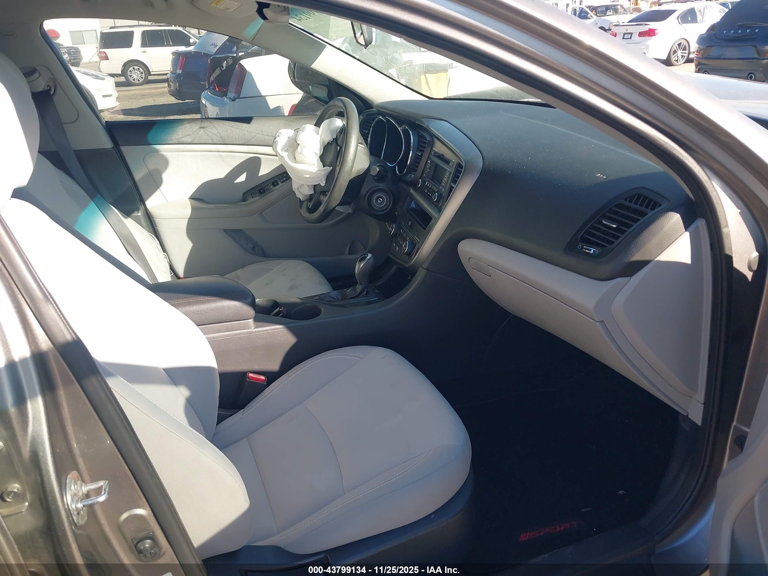 KIA OPTIMA image 5