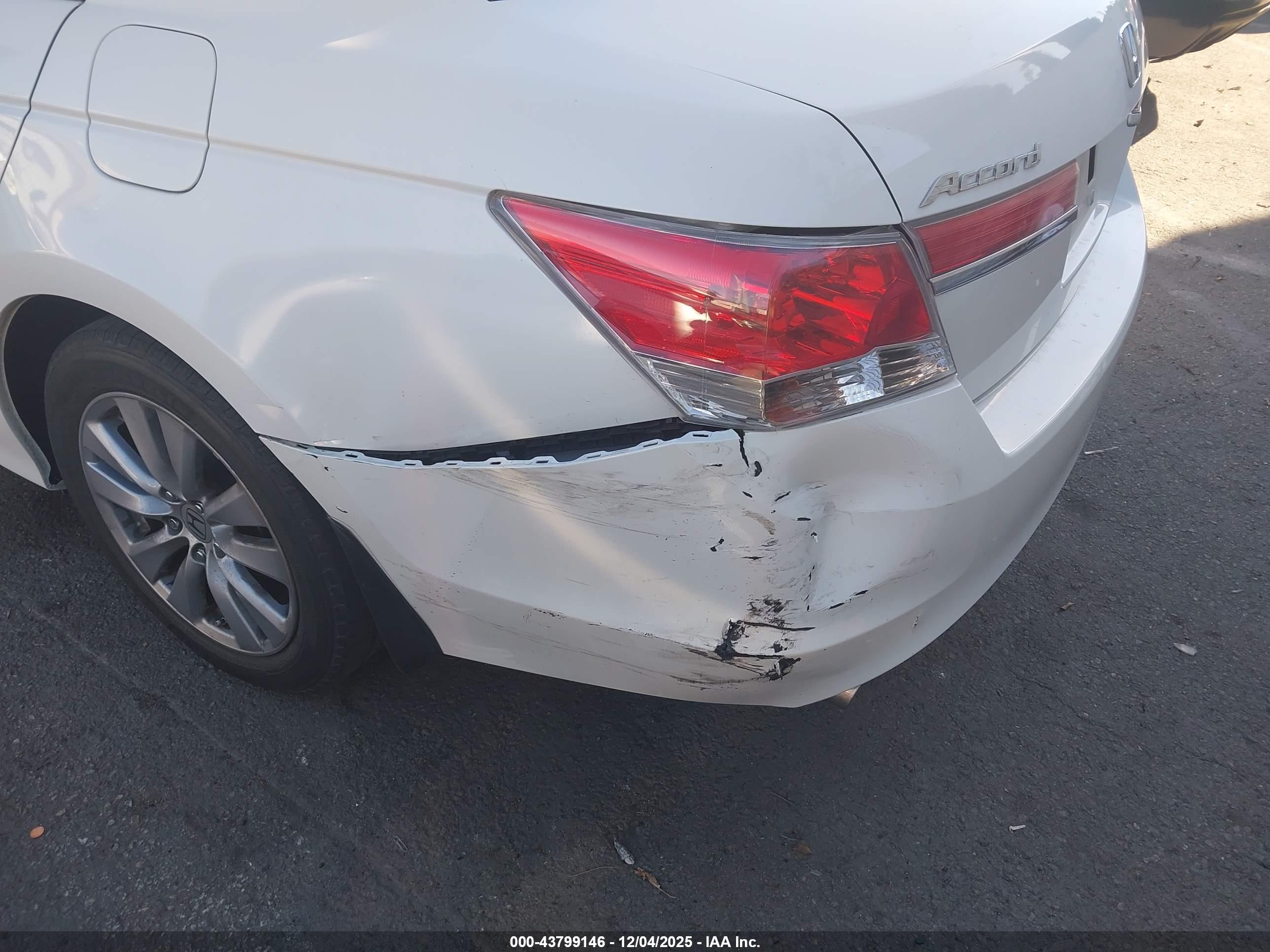 HONDA ACCORD image 6