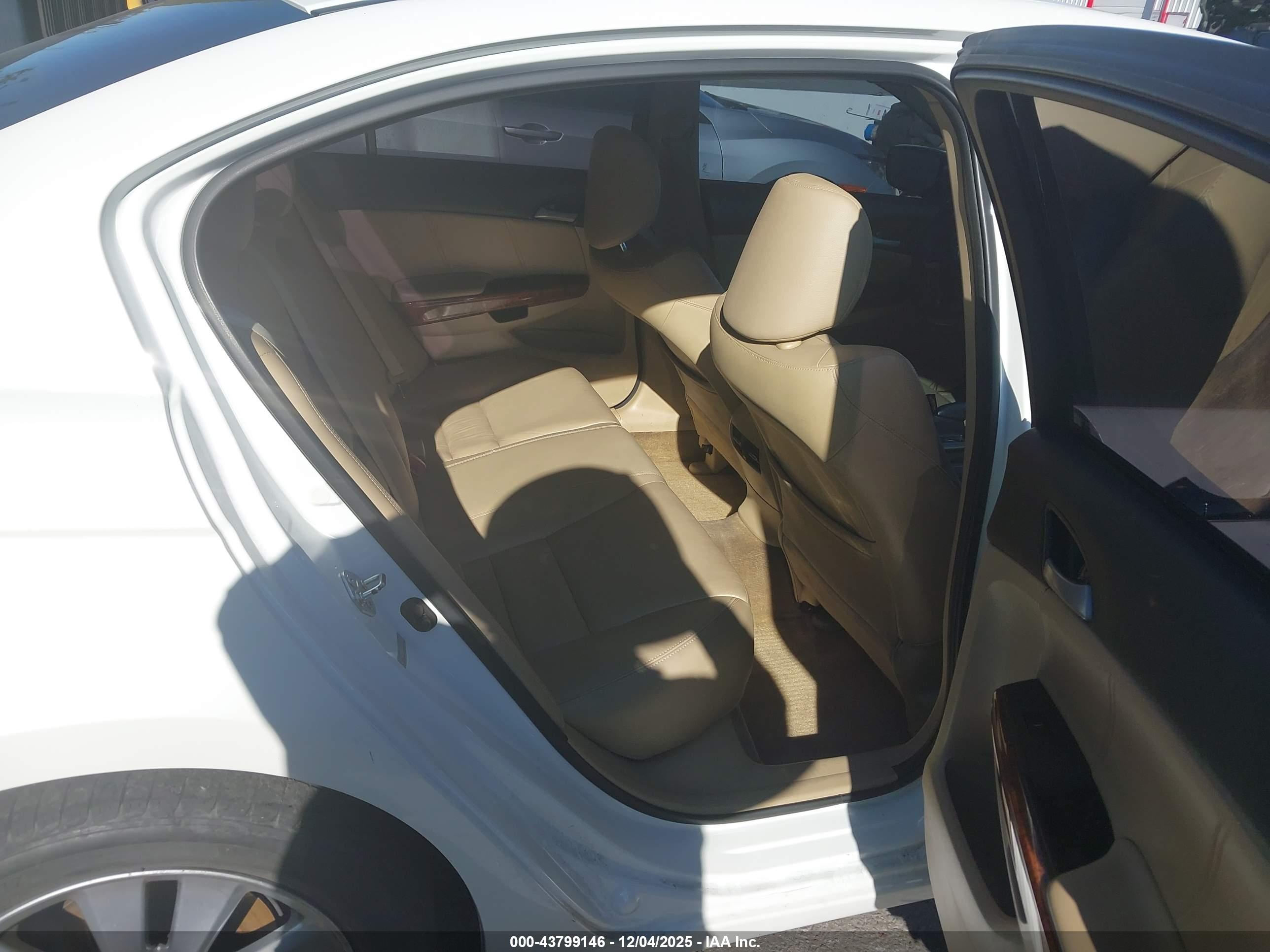 HONDA ACCORD image 8