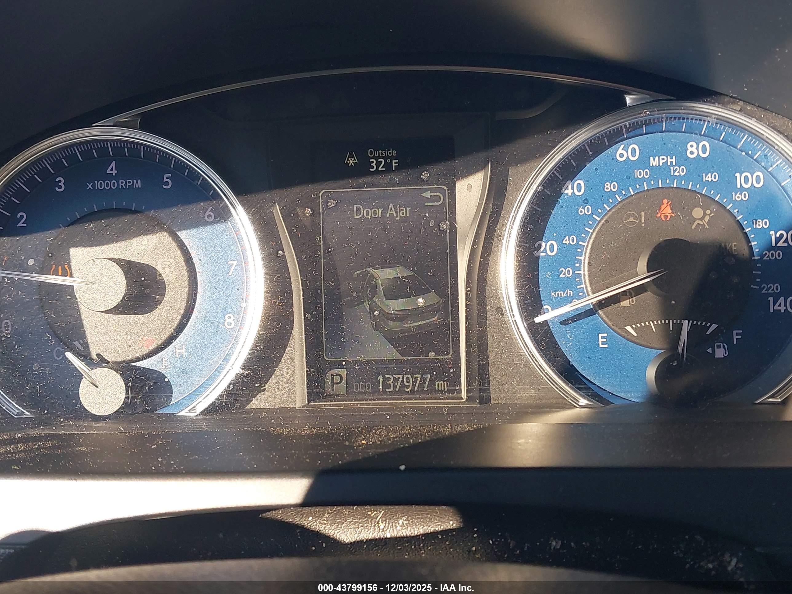 TOYOTA CAMRY image 7