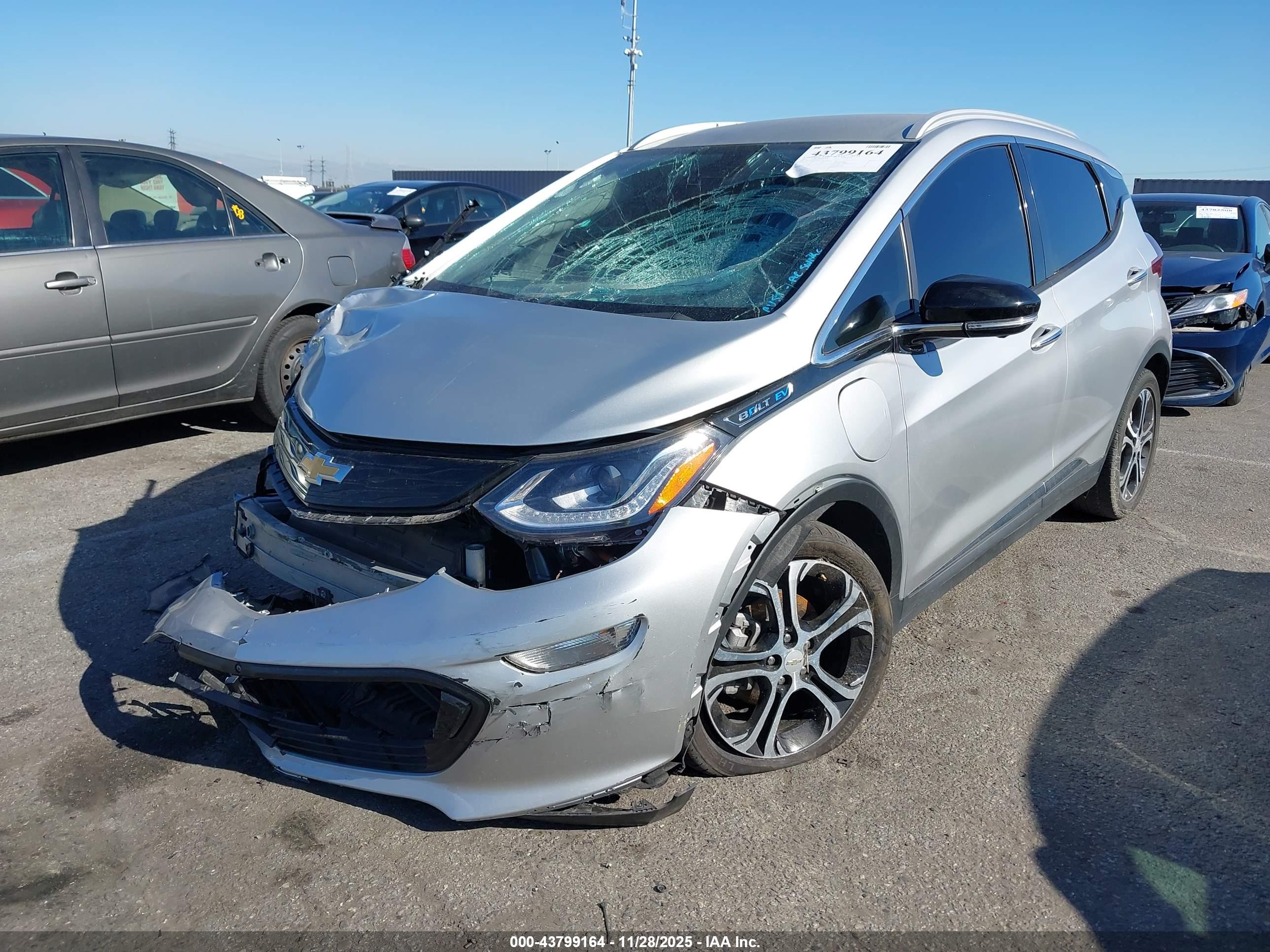 CHEVROLET BOLT image 2