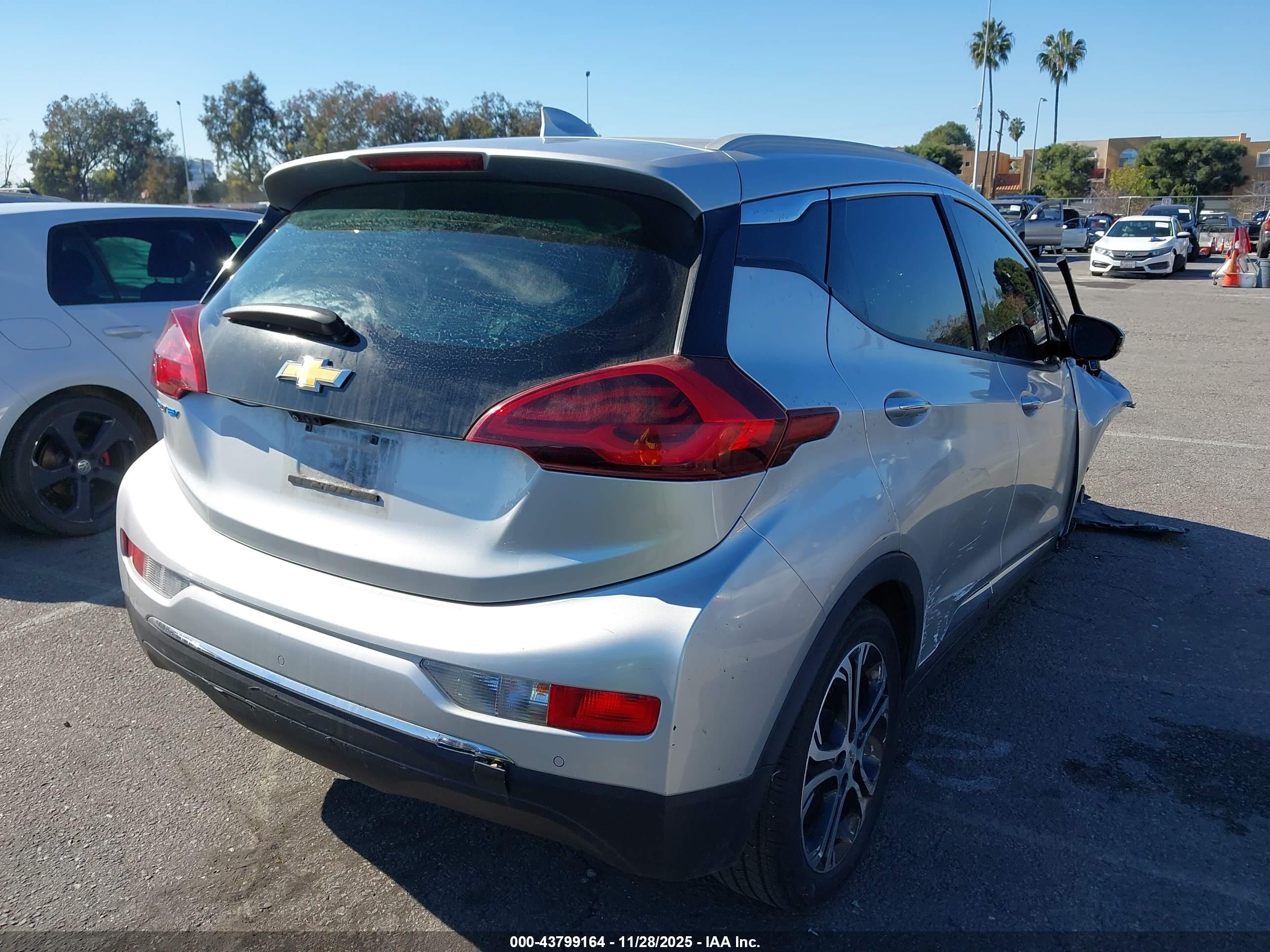 CHEVROLET BOLT image 4