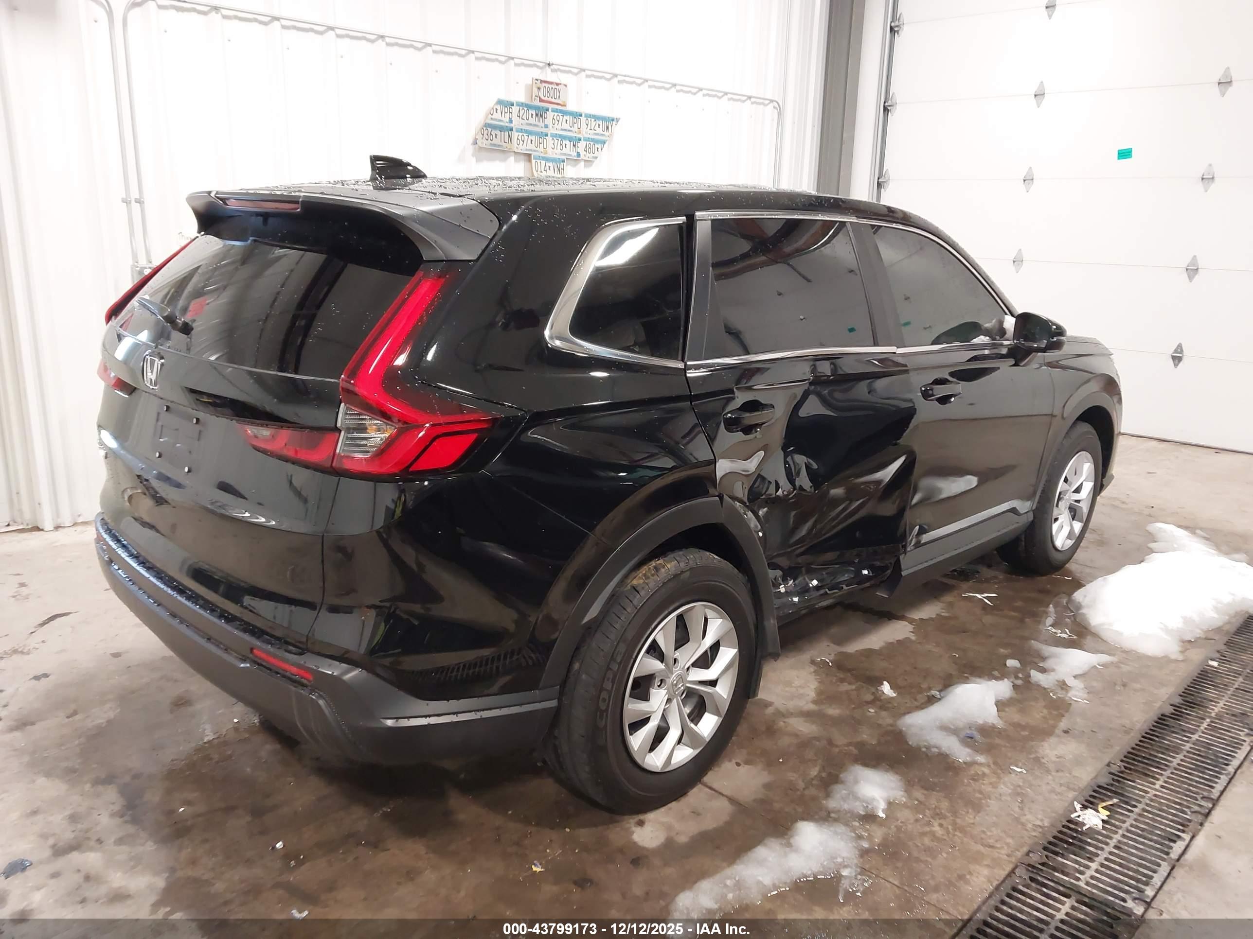 HONDA CR-V image 4