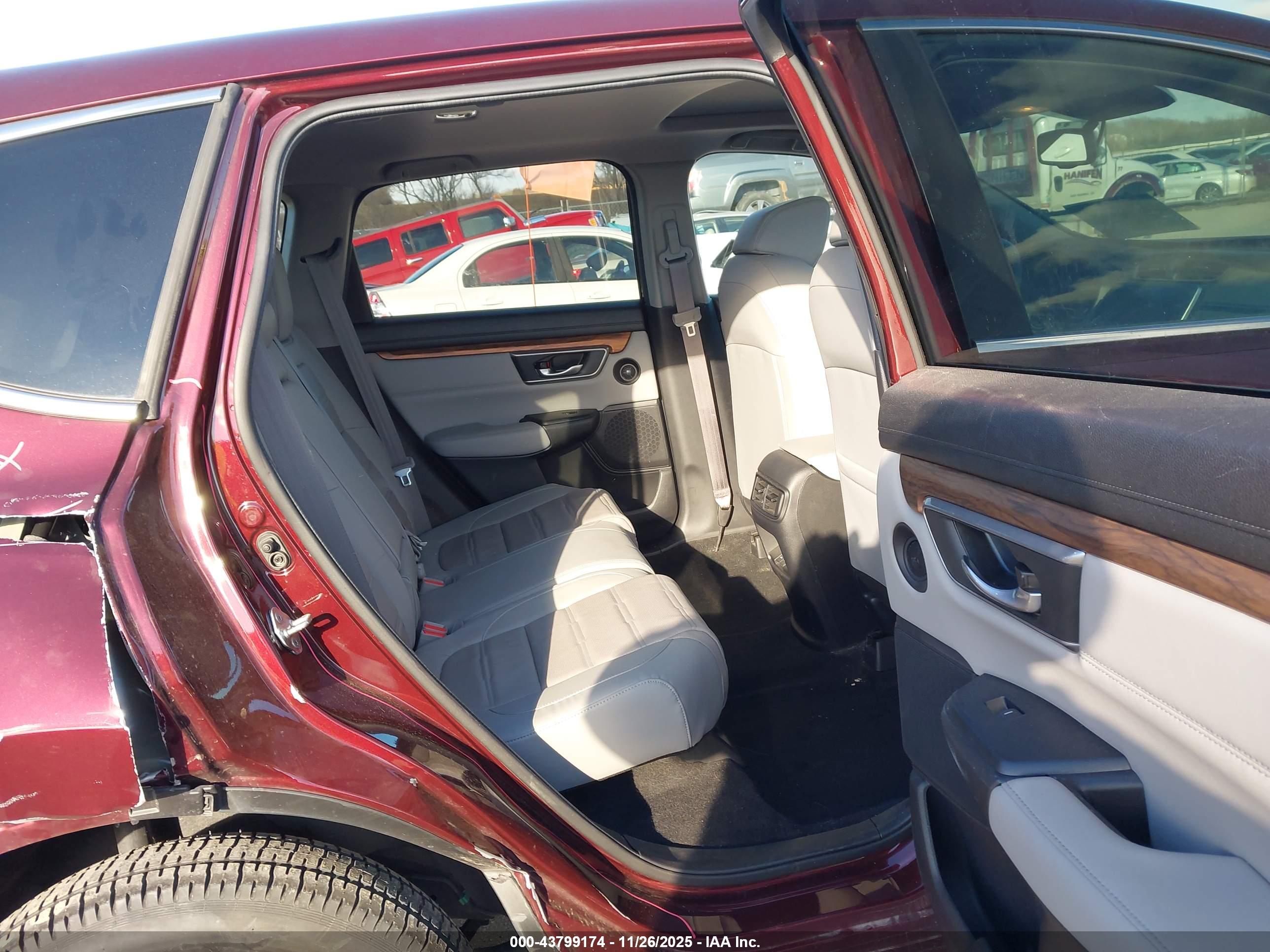 HONDA CR-V image 8