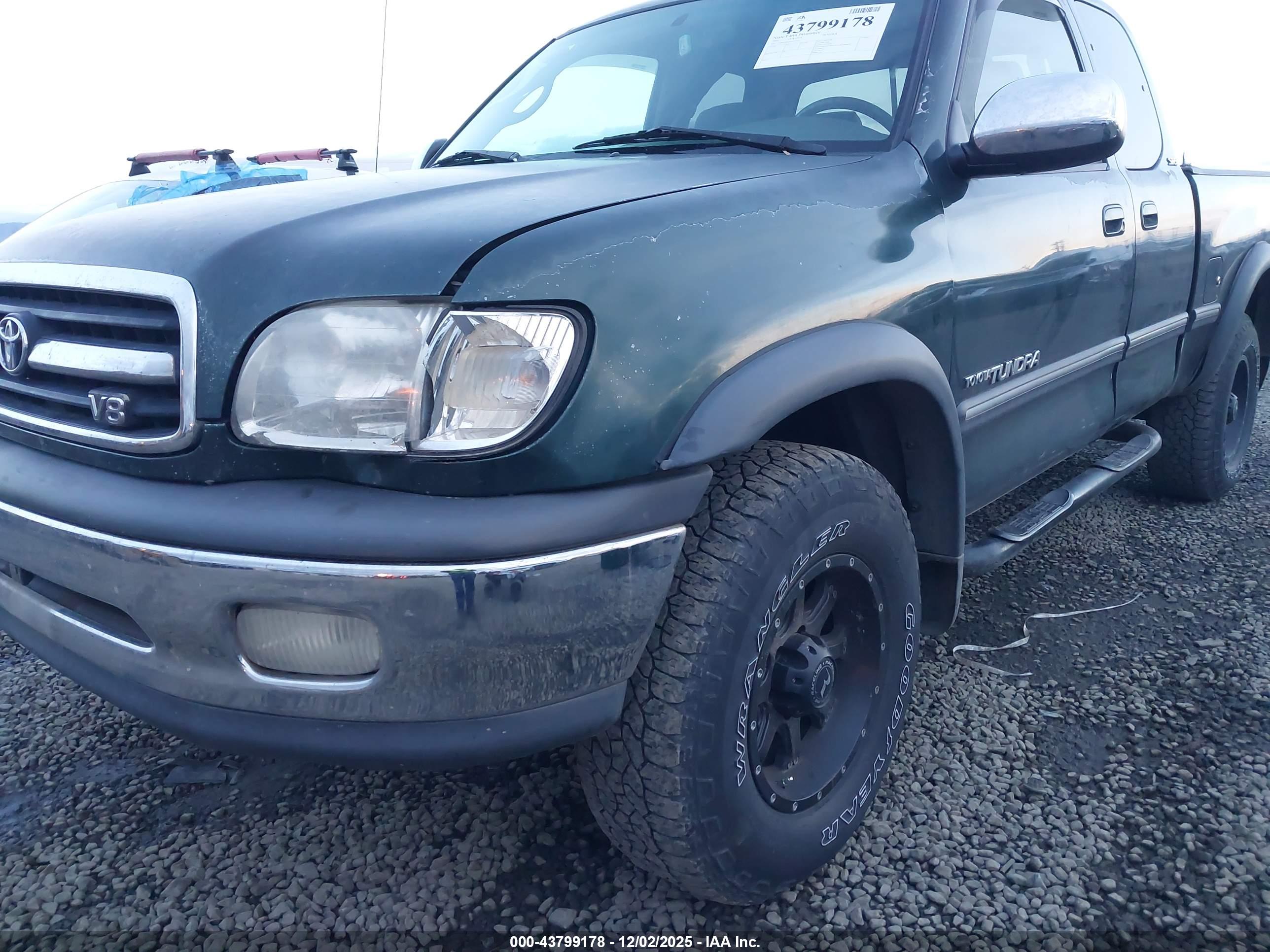 TOYOTA TUNDRA image 6