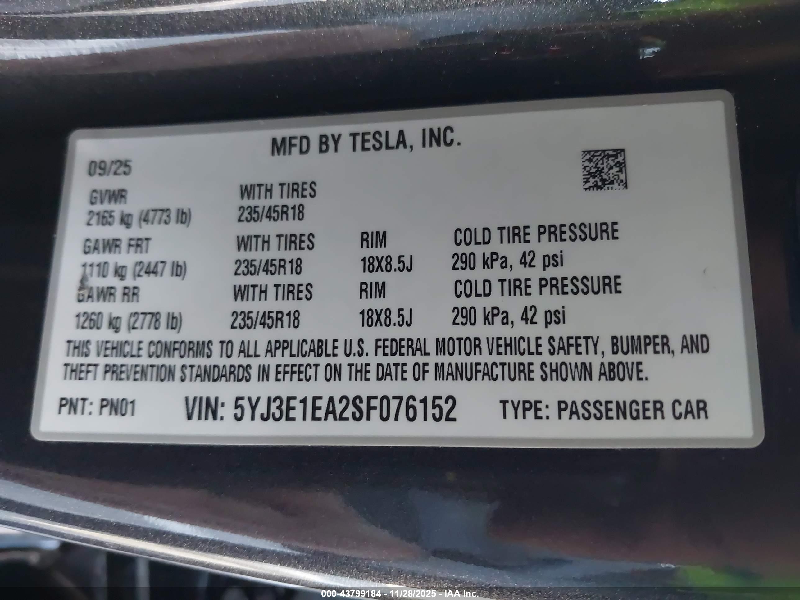TESLA MODEL image 9