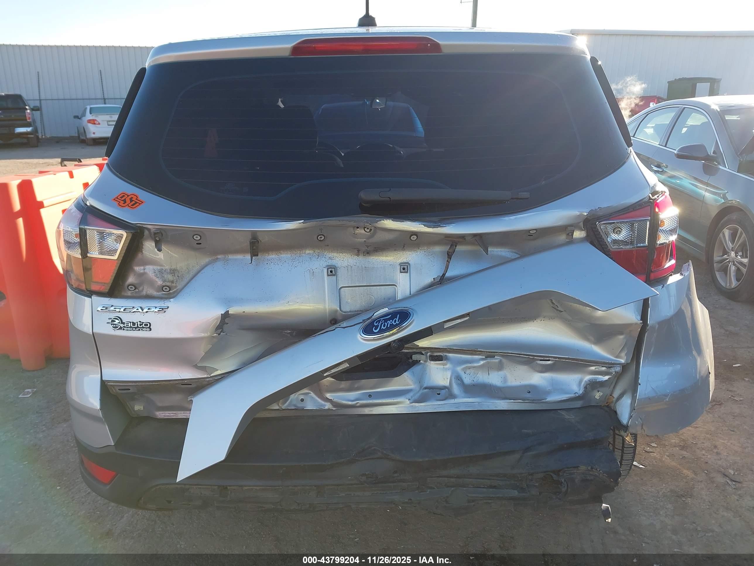 FORD ESCAPE image 6