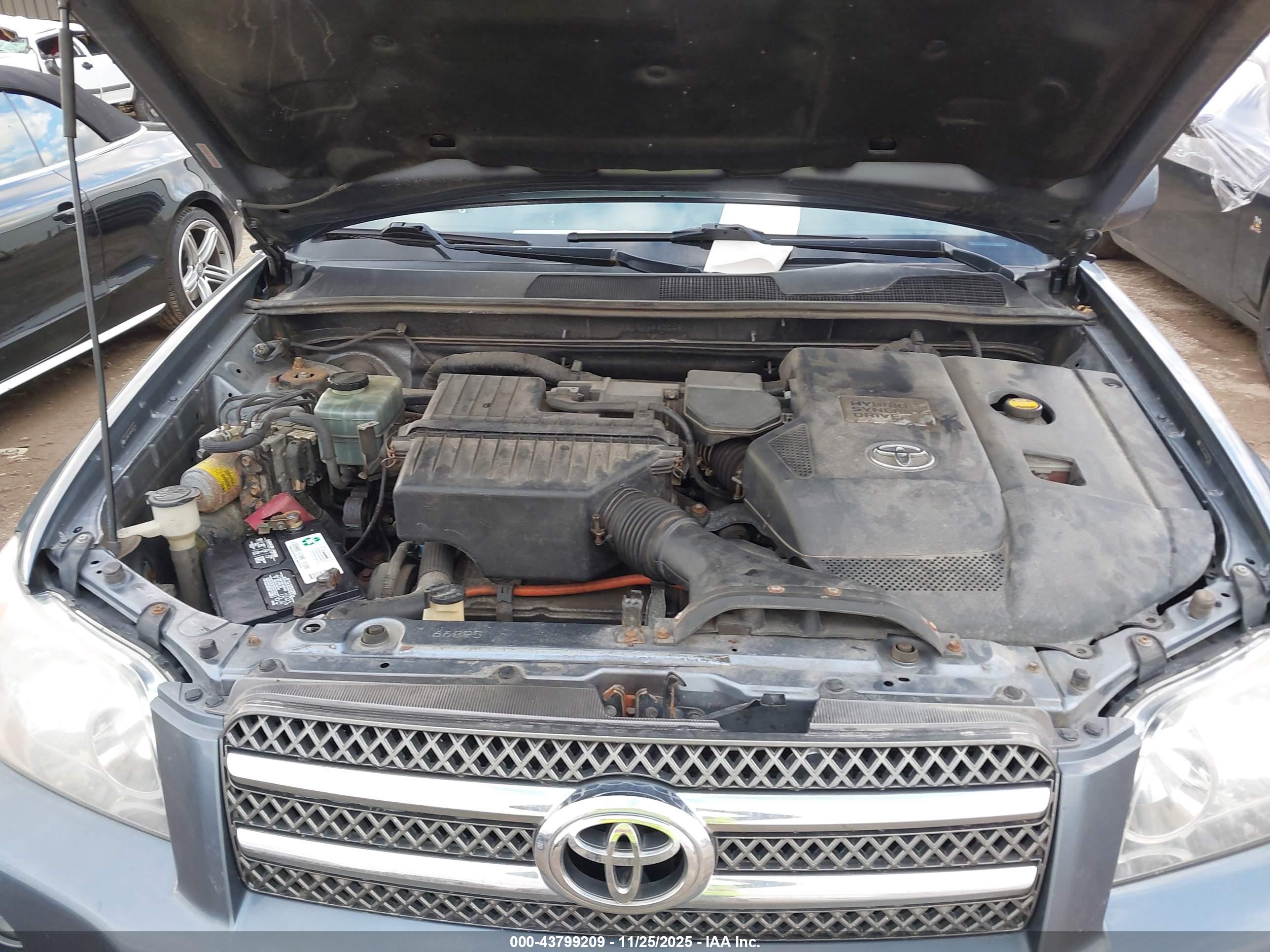 TOYOTA HIGHLANDER image 10