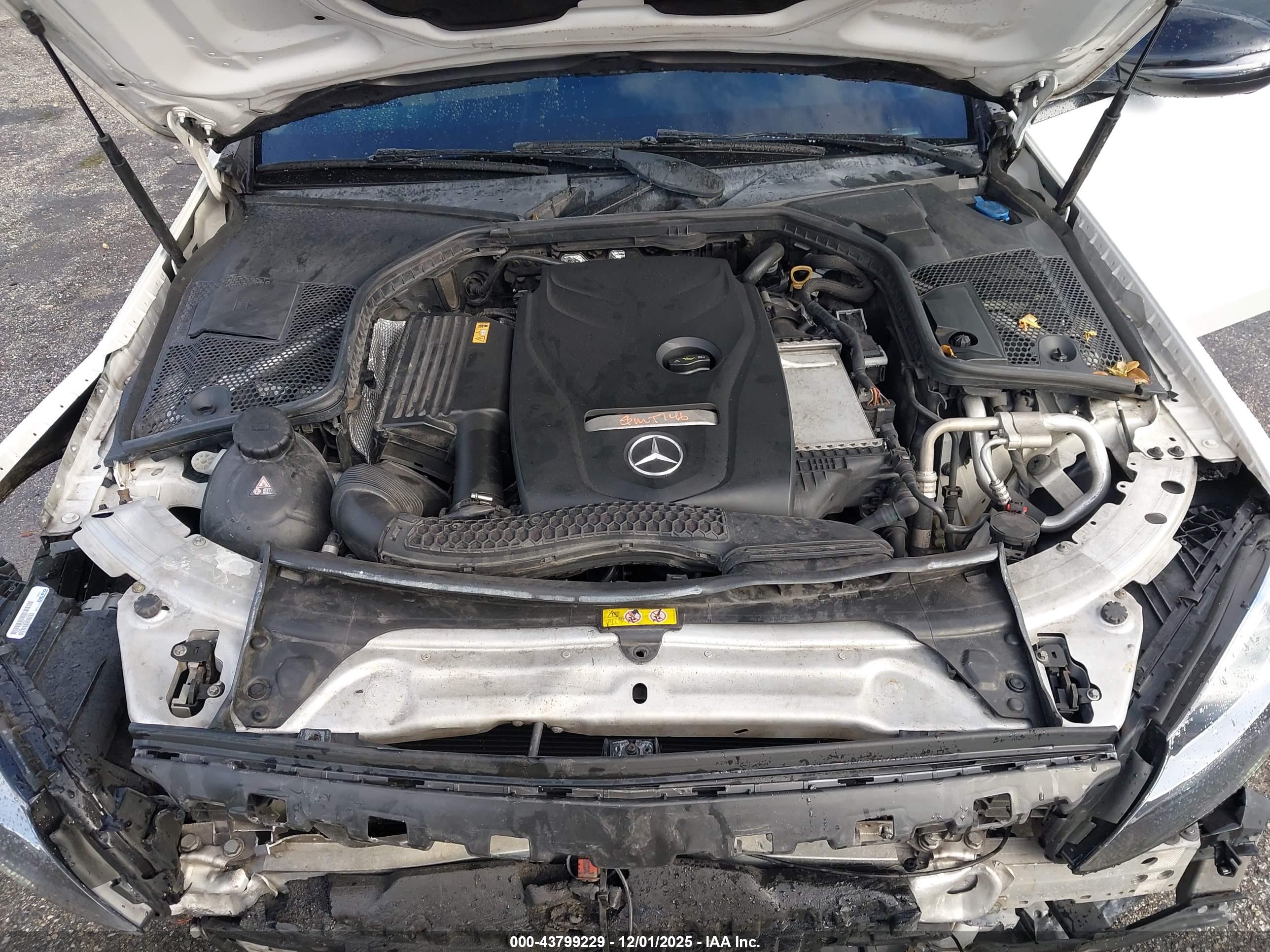 MERCEDES-BENZ C image 10
