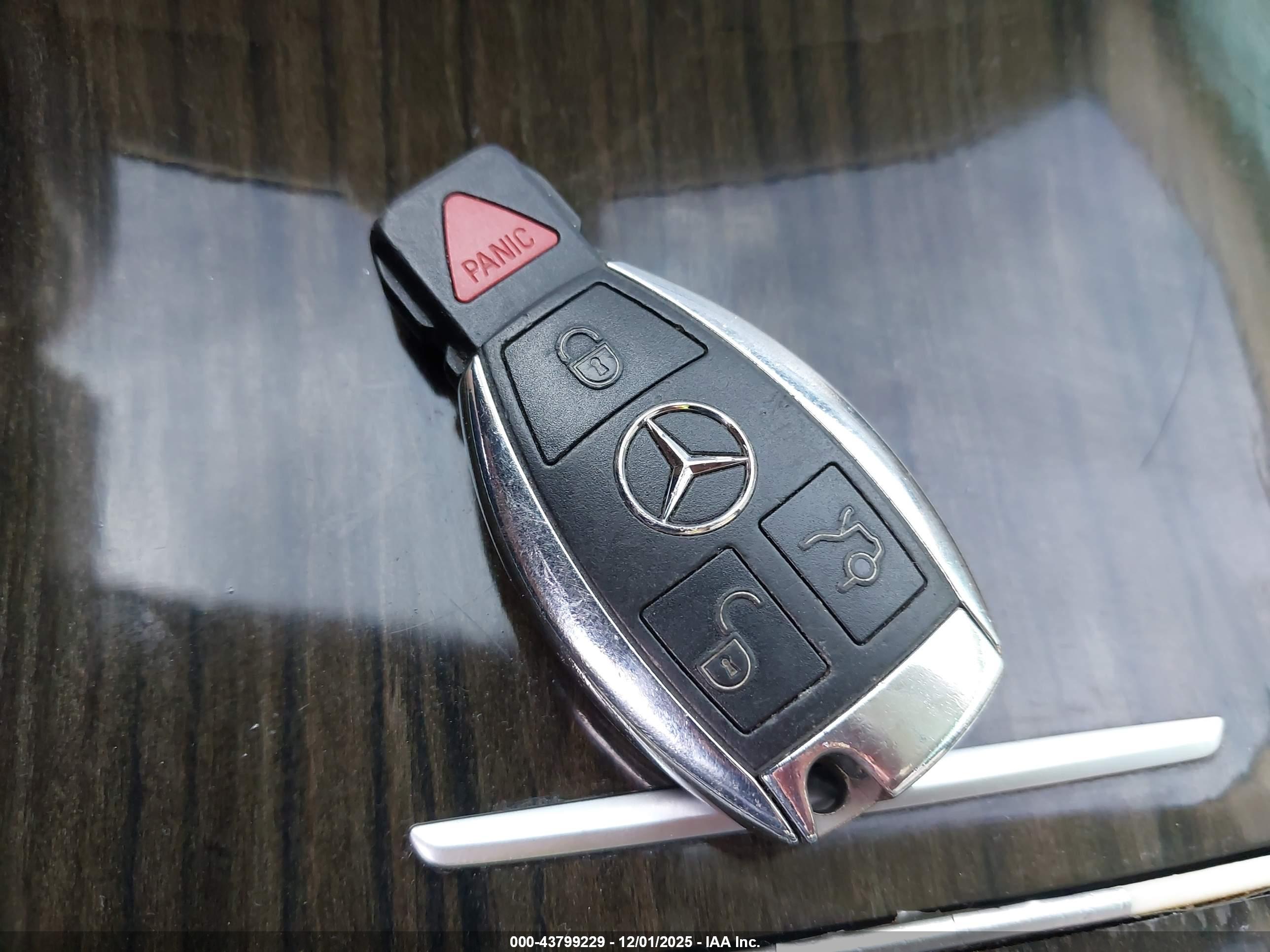 MERCEDES-BENZ C image 11