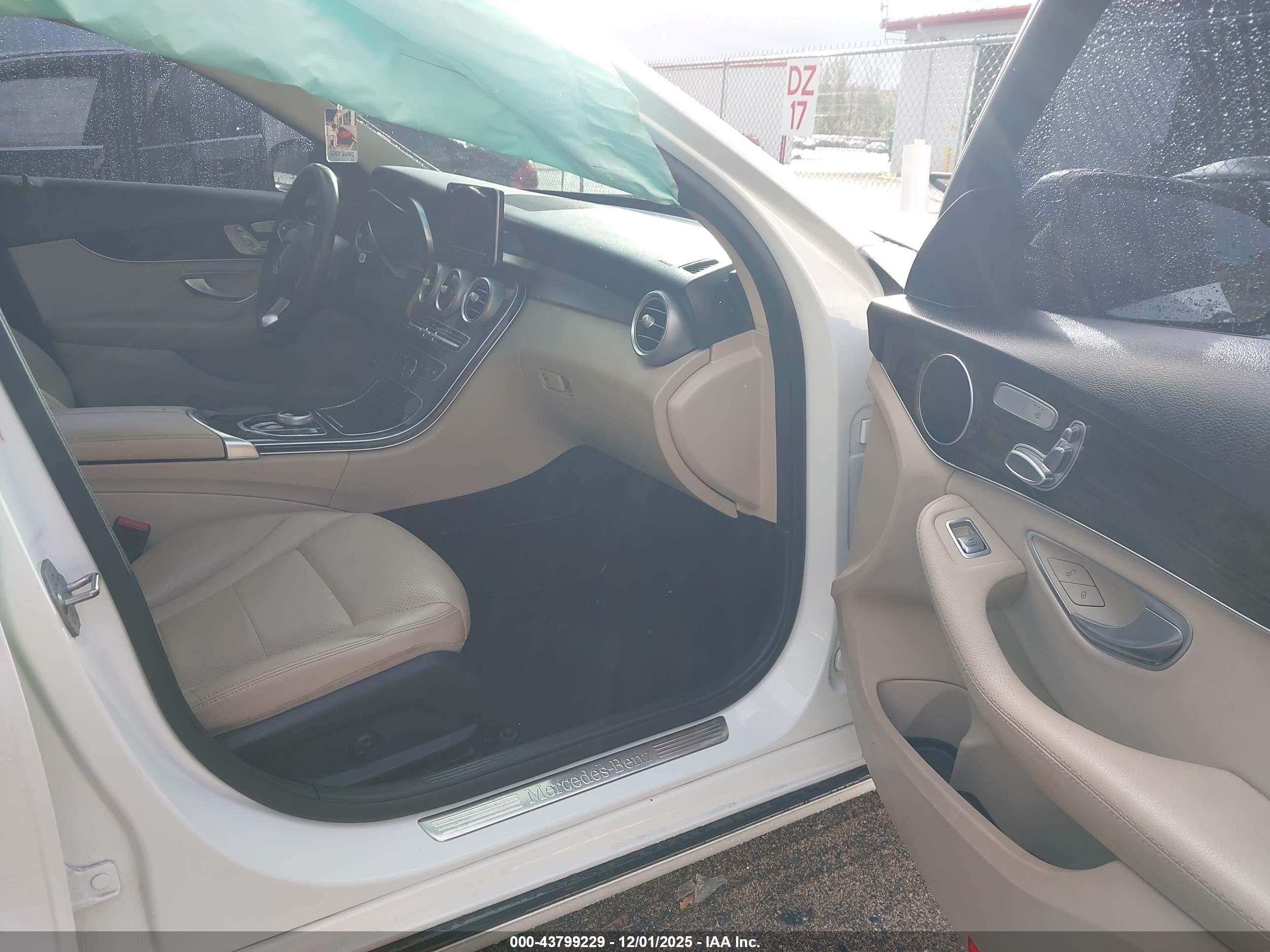 MERCEDES-BENZ C image 5