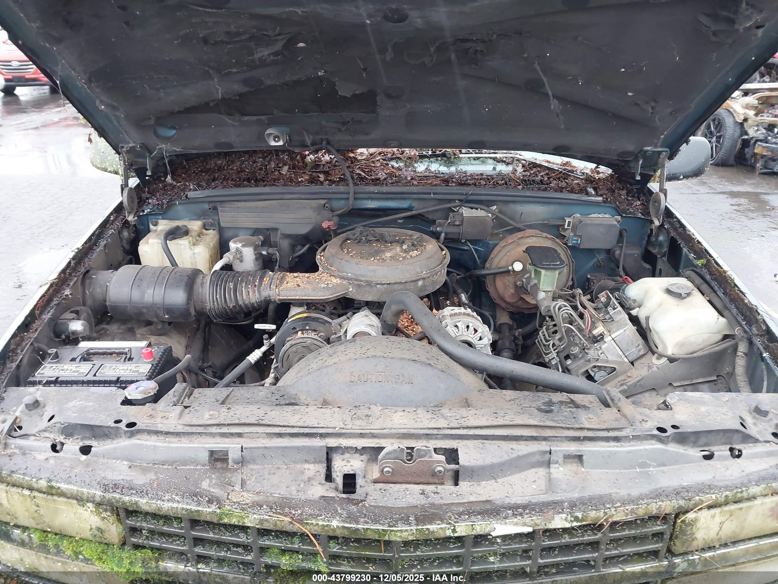CHEVROLET BLAZER image 10