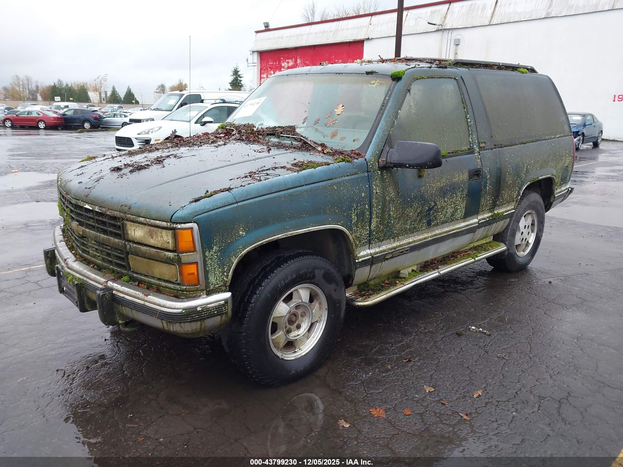 CHEVROLET BLAZER image 2