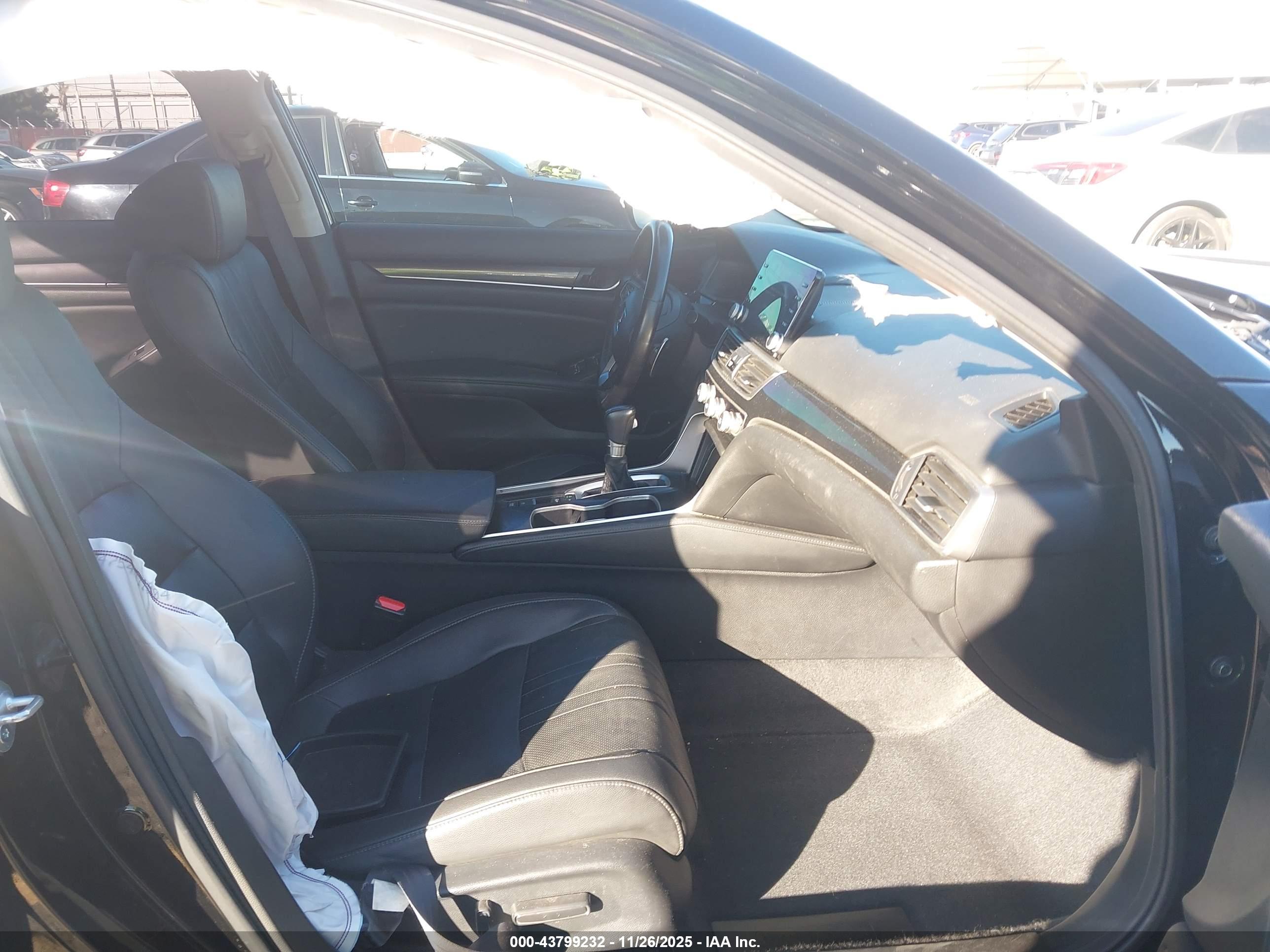 HONDA ACCORD image 5