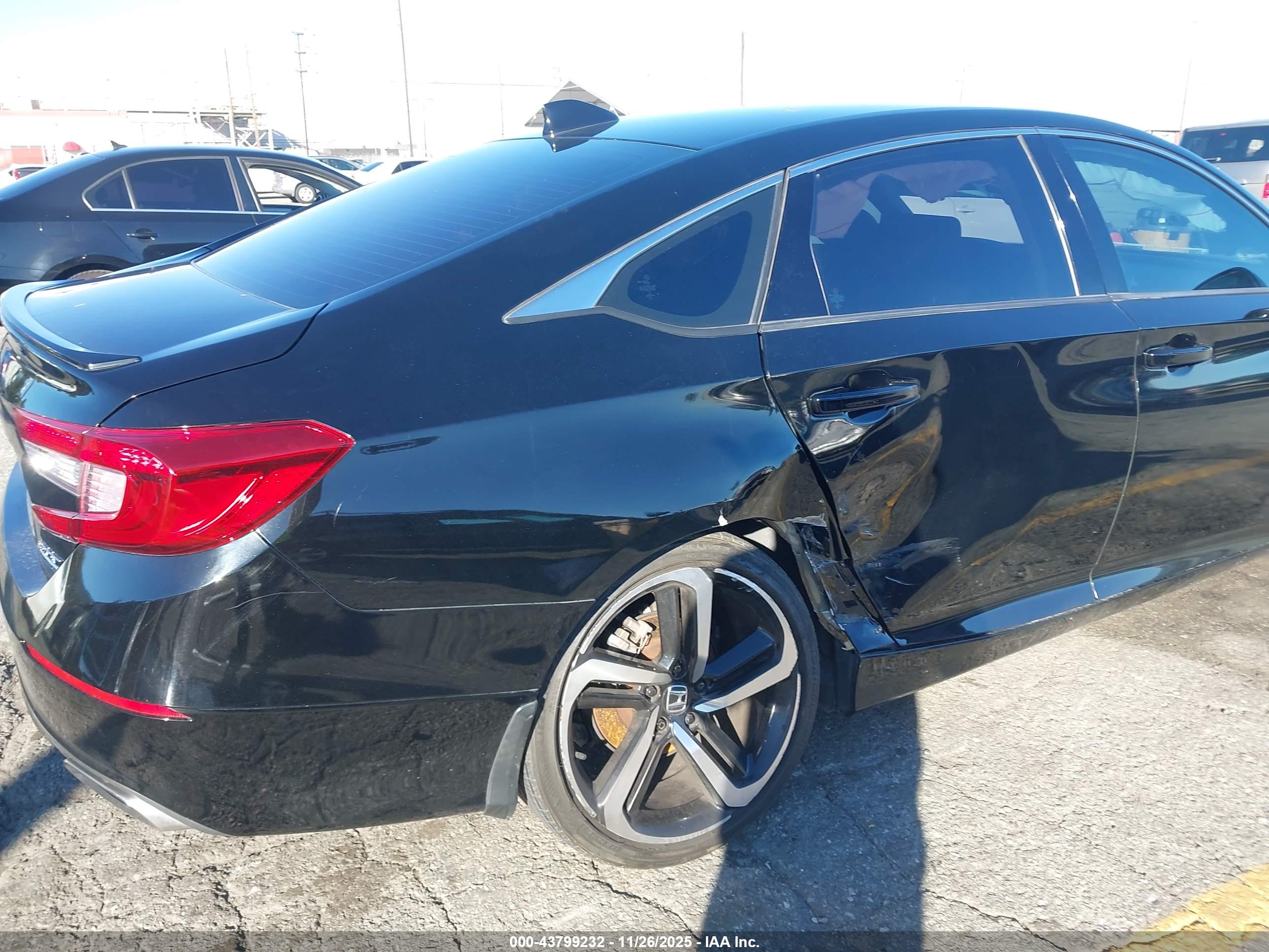 HONDA ACCORD image 6