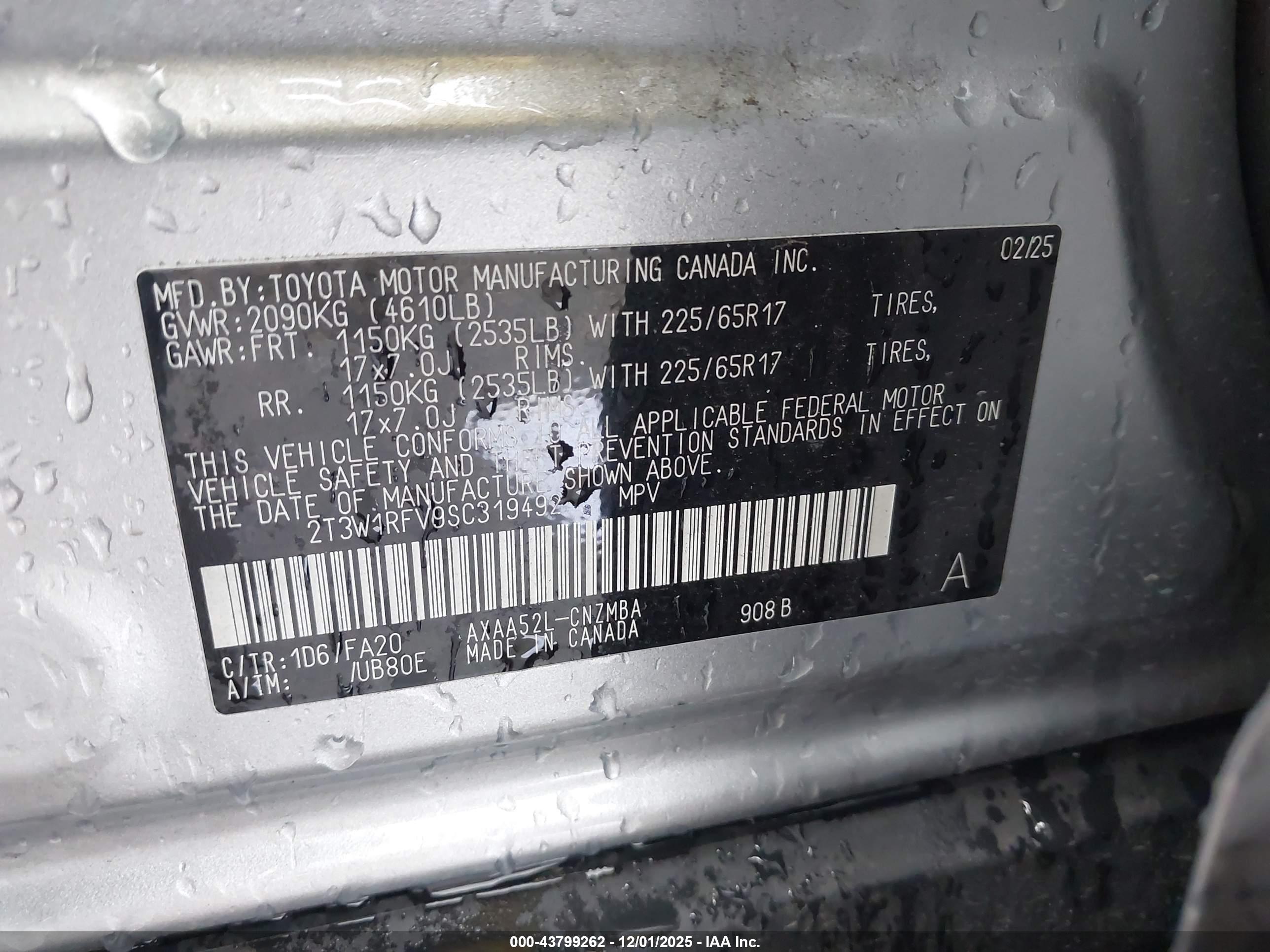 TOYOTA RAV4 image 9