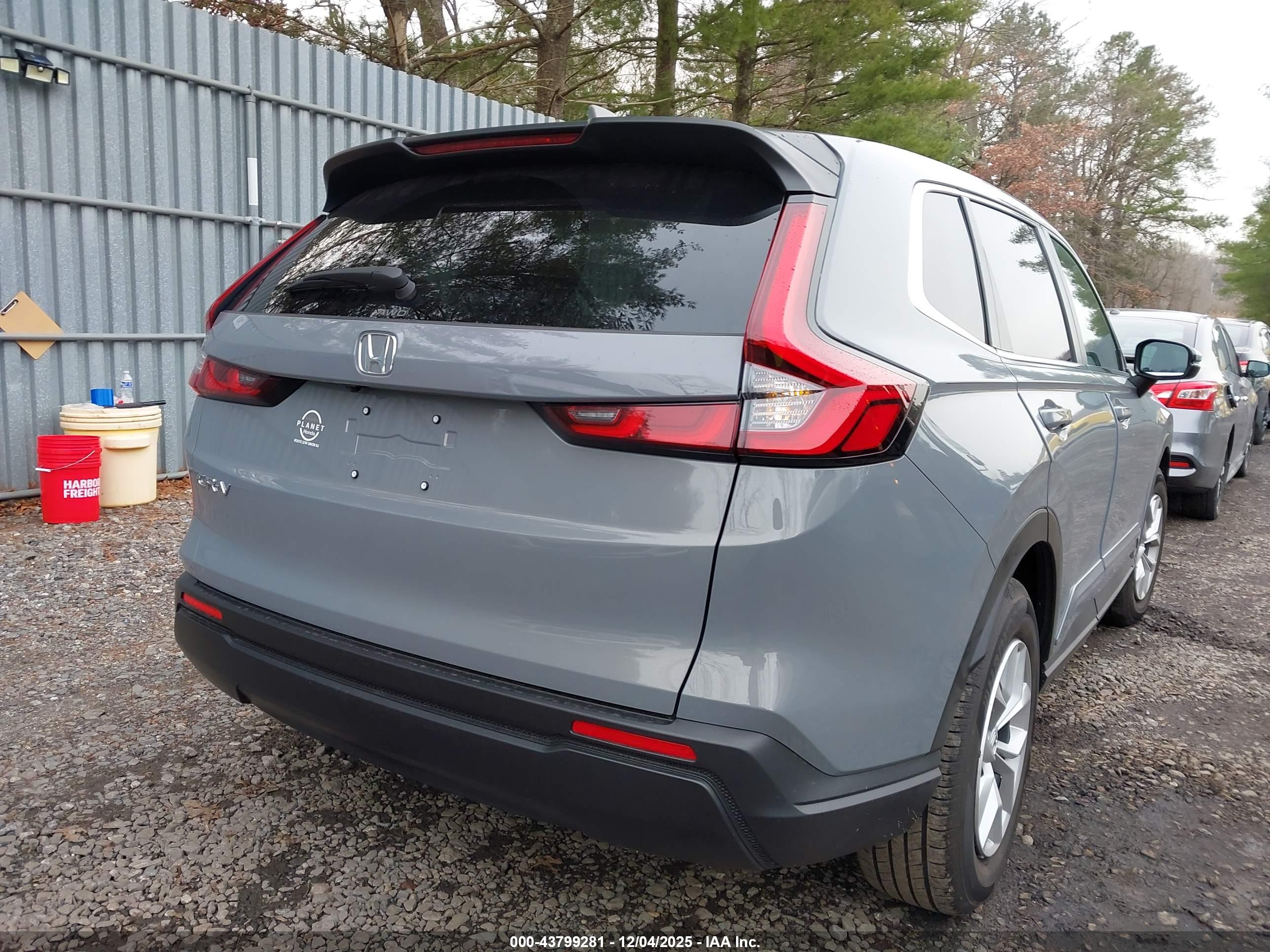 HONDA CR-V image 4