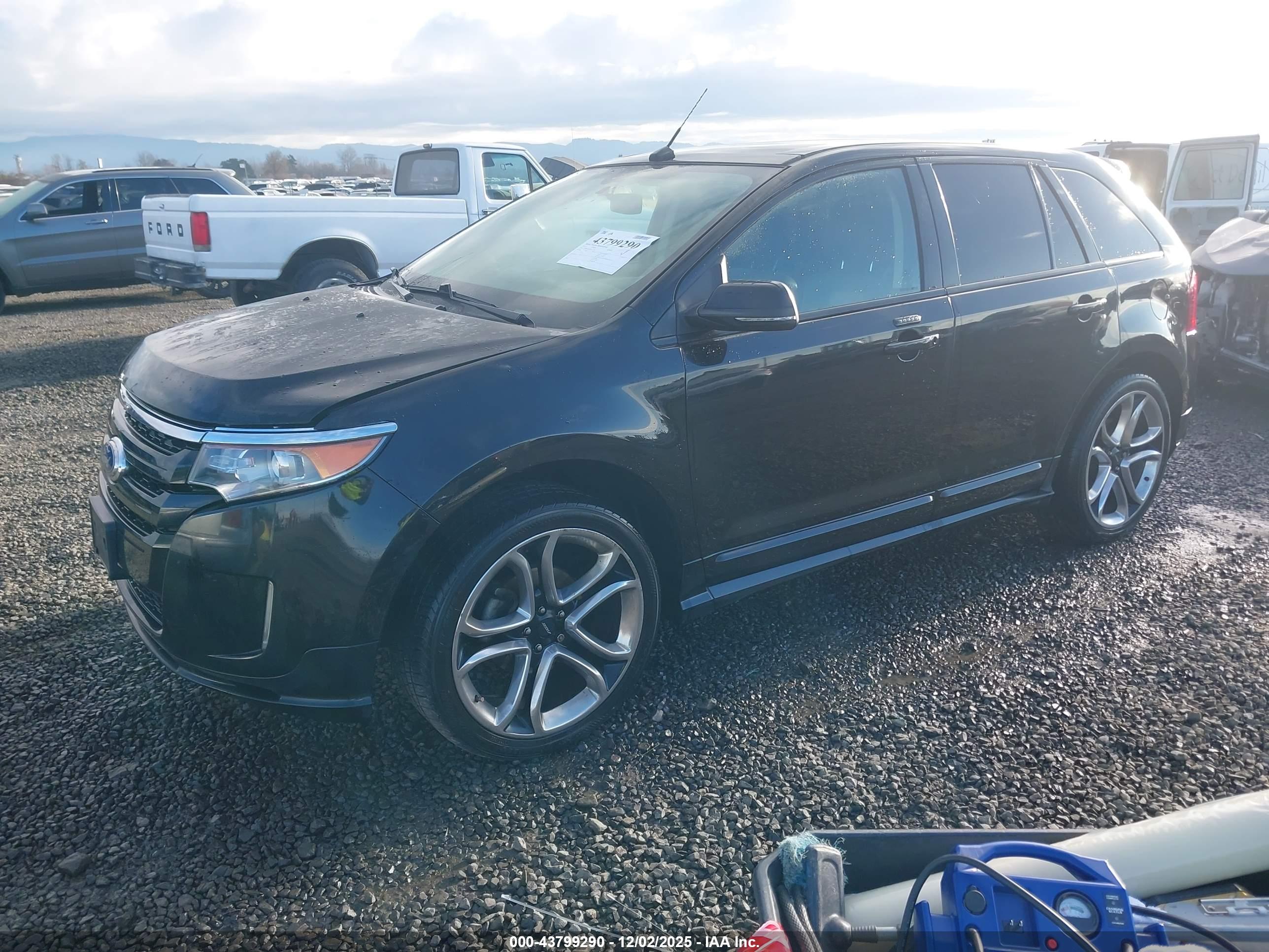 FORD EDGE image 2