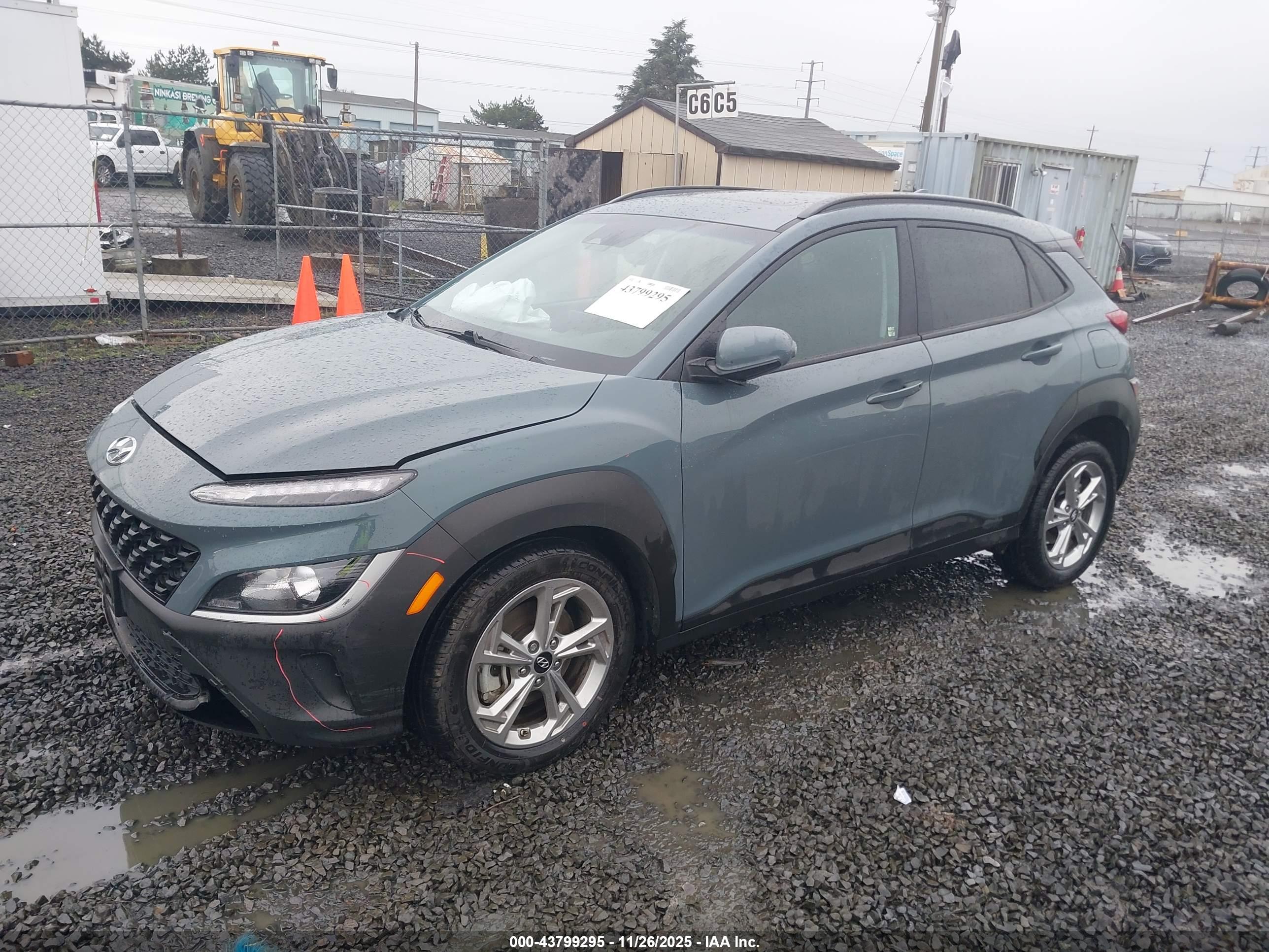 HYUNDAI KONA image 2