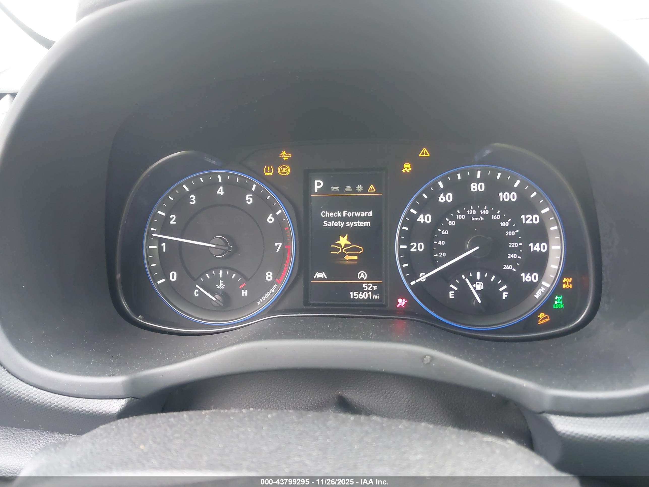 HYUNDAI KONA image 7
