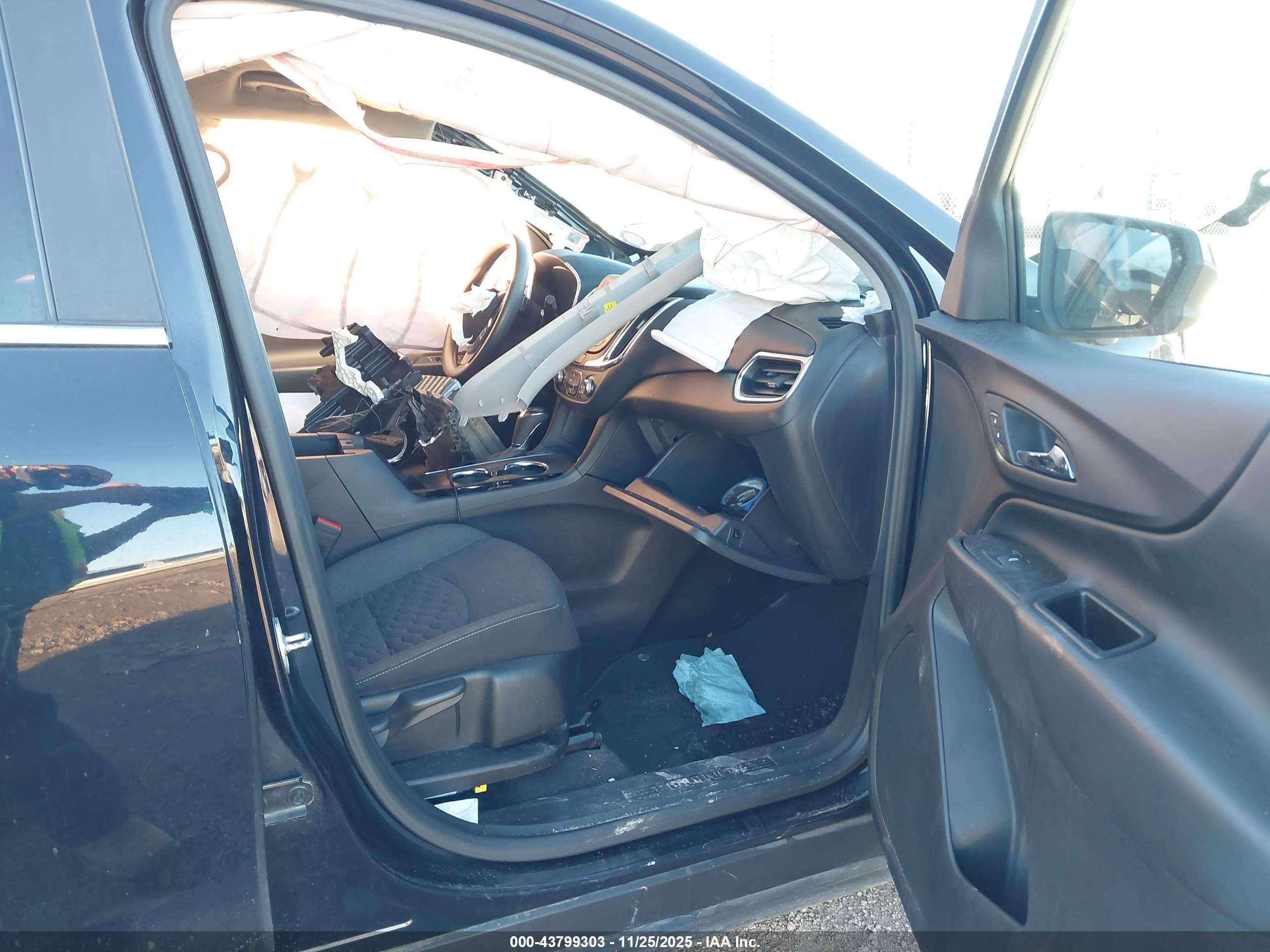 CHEVROLET EQUINOX image 5
