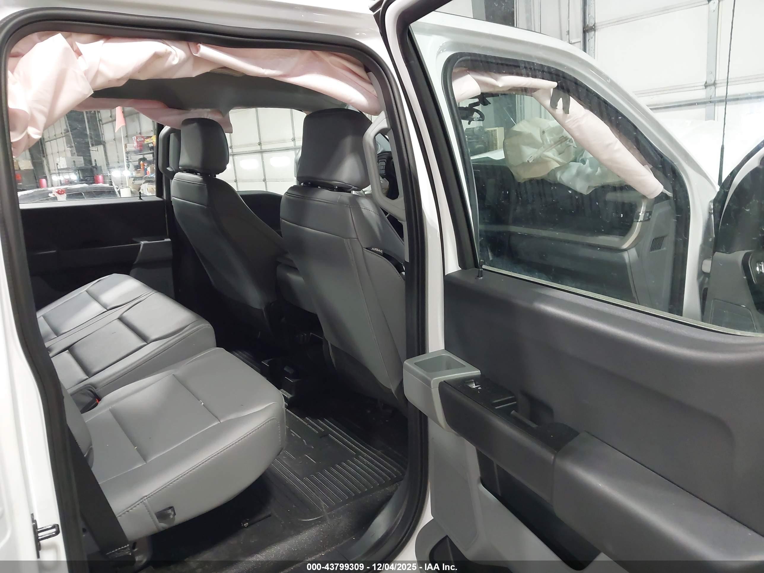 FORD F-250 image 8