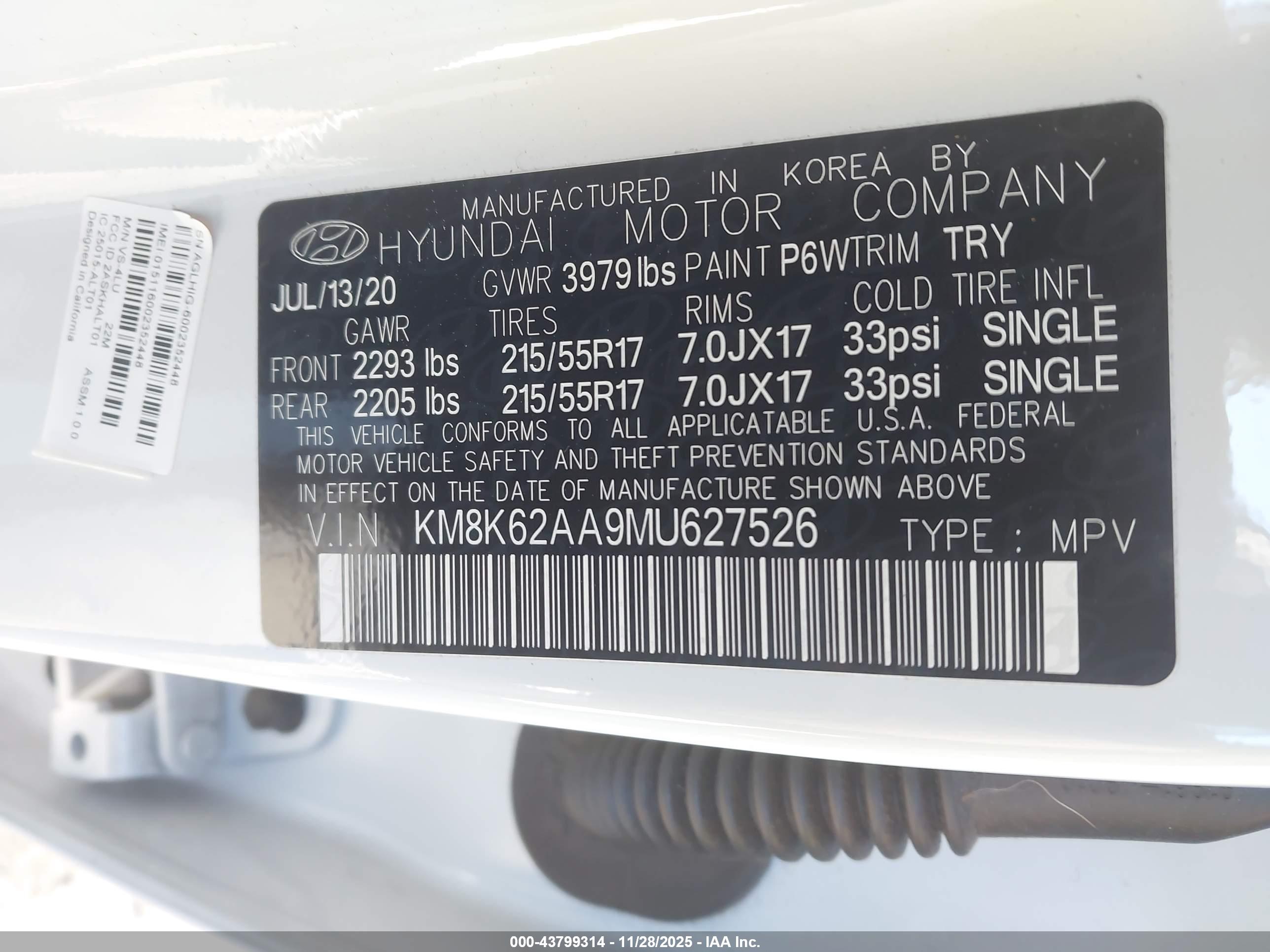 HYUNDAI KONA image 9