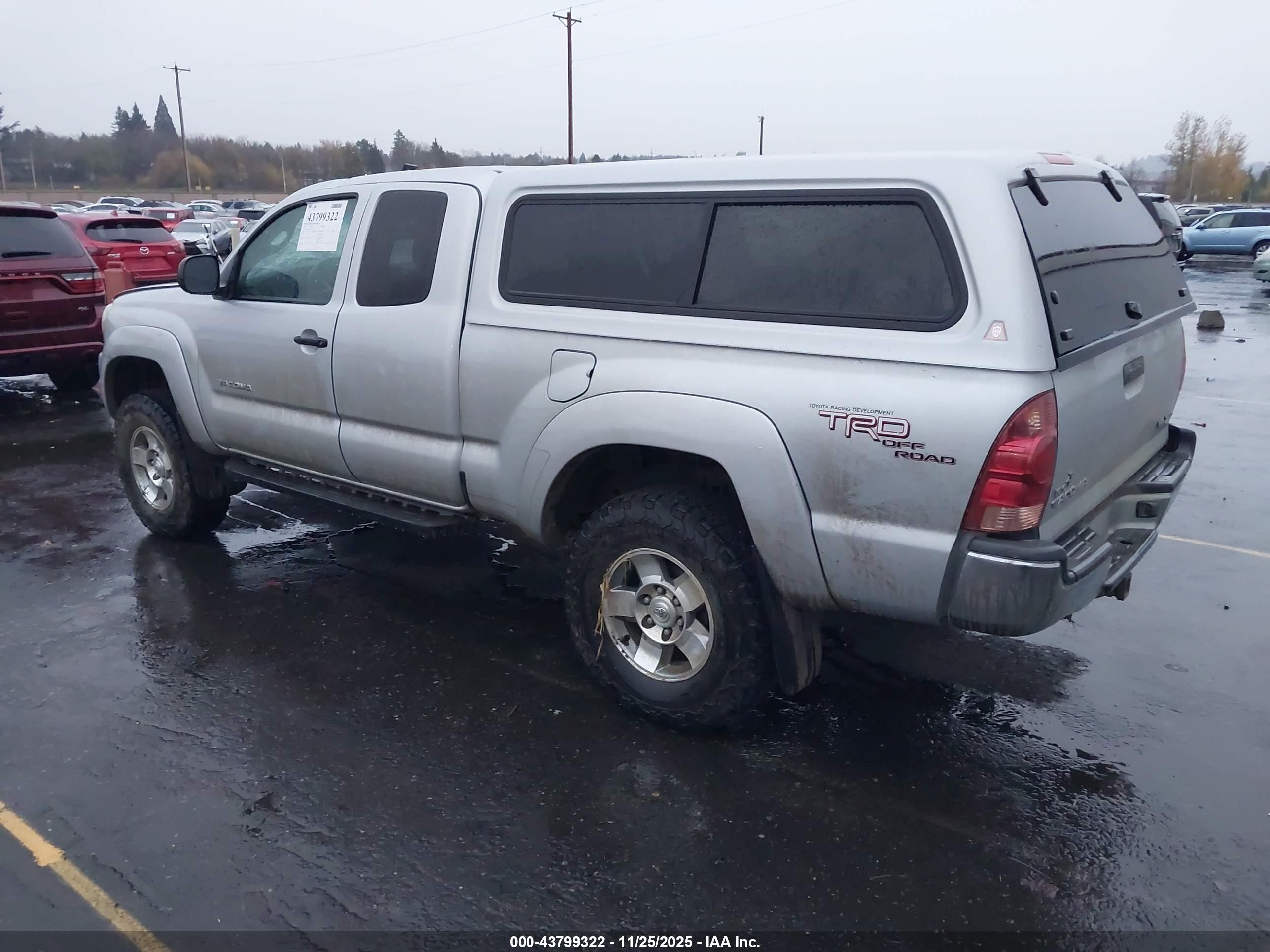 TOYOTA TACOMA image 3